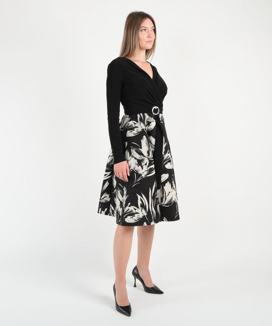 RIBKOFF Abito stretto e poi svasato in maglia effetto seta e jacquard floreale