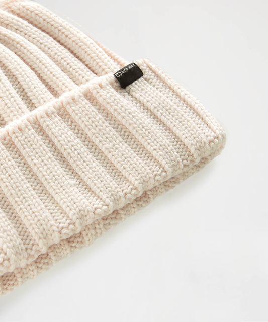Hats WOOLRICH Knitted Beanie with Logo and Pompom Crema | WOOLRICH Hats WOOLRICH Knitted Beanie with Logo and Pompom Crema | WOOLRICH
