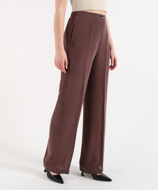 Pantaloni SEVENTY Pantalone lungo relax fit elasticato in viscosa seta lavata Marrone | SEVENTY Pantaloni SEVENTY Pantalone lungo relax fit elasticato in viscosa seta lavata Marrone | SEVENTY