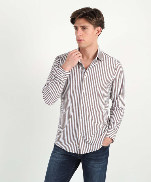 Shirts ARCHIVIUM semi-spread collar, tailored fit Bianco/marrone | ARCHIVIUM Shirts ARCHIVIUM semi-spread collar, tailored fit Bianco/marrone | ARCHIVIUM