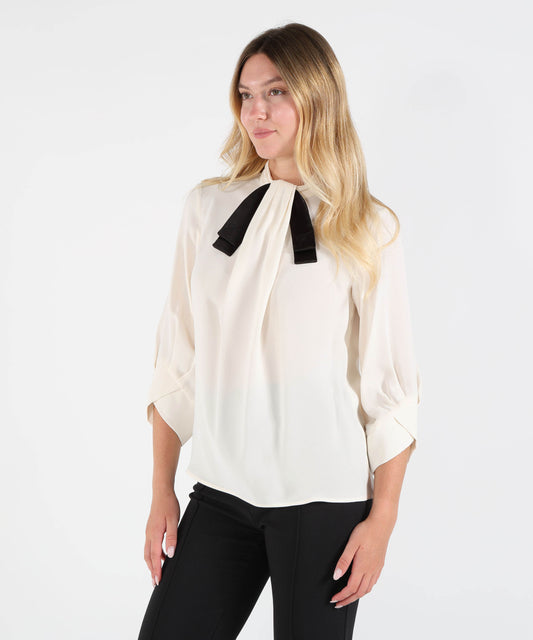 Camicie ELISABETTA FRANCHI Blusa in georgette con cravattino Burro/nero | ELISABETTA FRANCHI Camicie ELISABETTA FRANCHI Blusa in georgette con cravattino Burro/nero | ELISABETTA FRANCHI