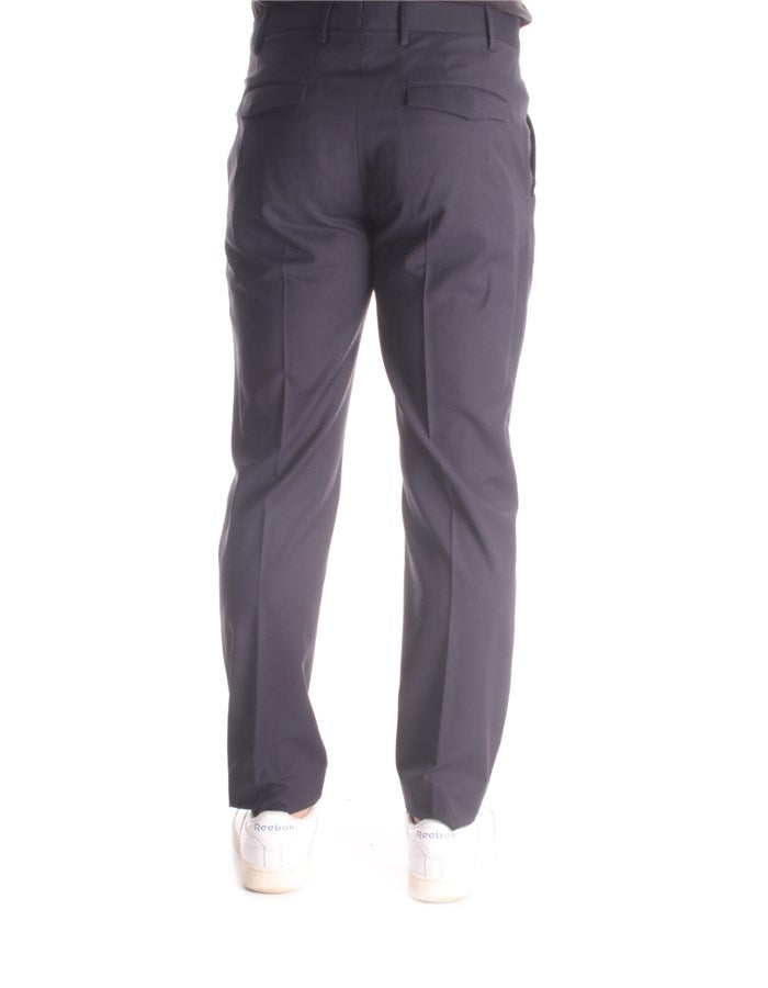 PT01 Pantalone chiusura con zip e gancio