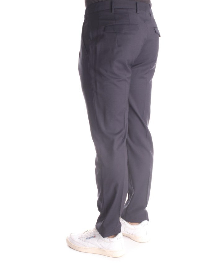 PT01 Pantalone chiusura con zip e gancio