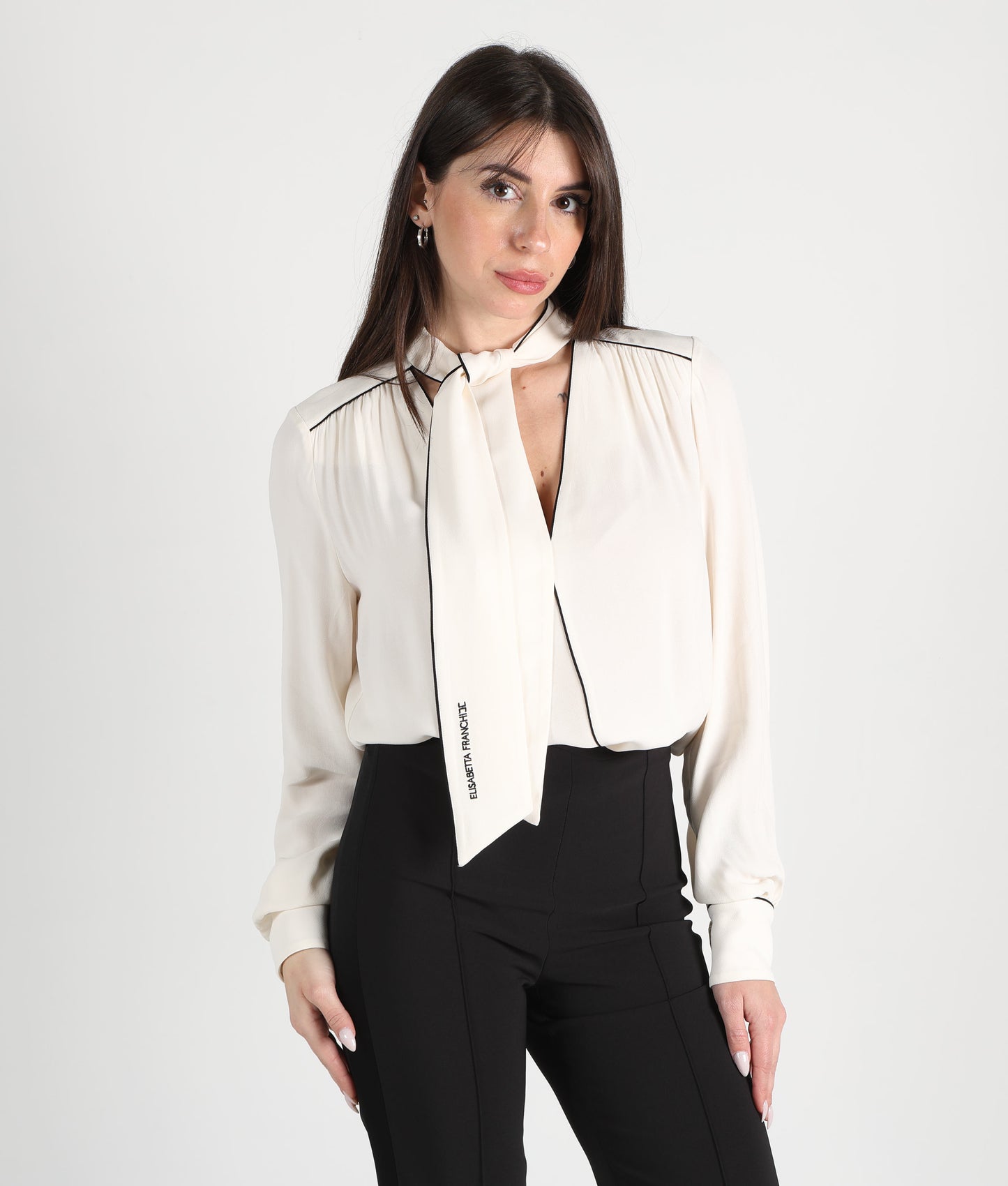 ELISABETTA FRANCHI Camicia in georgette con sciarpa e piping