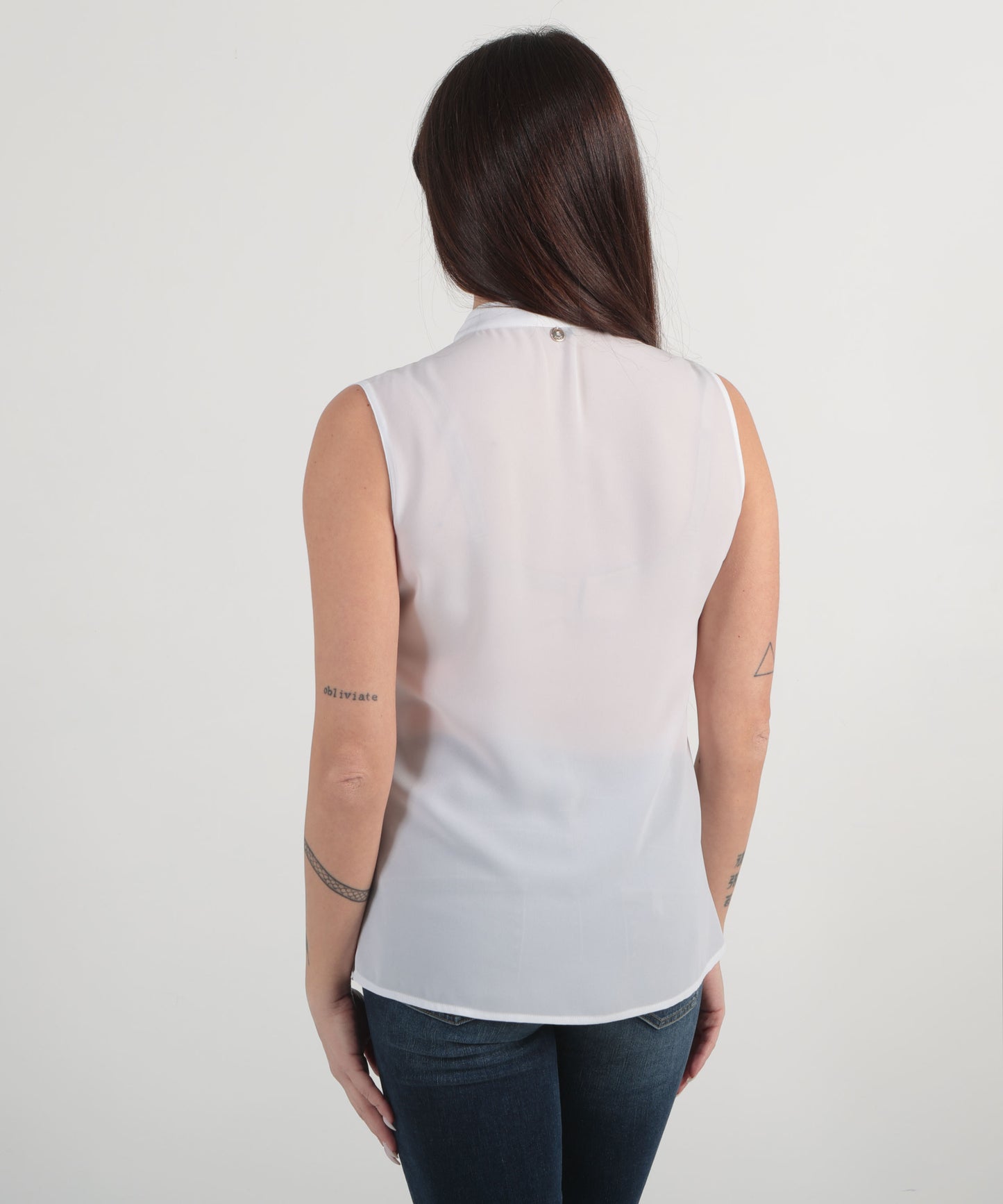 LIUJO BLACK Top dettaglio sciarpa