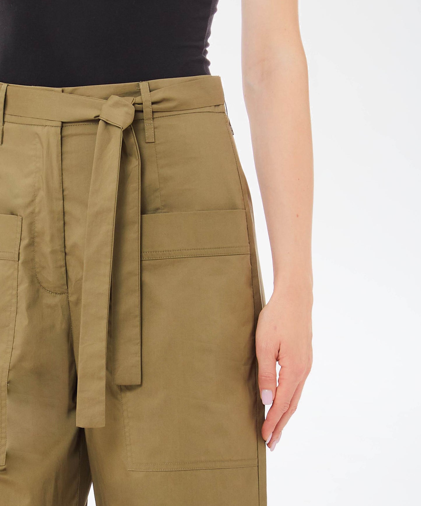 pantaloni con cintura