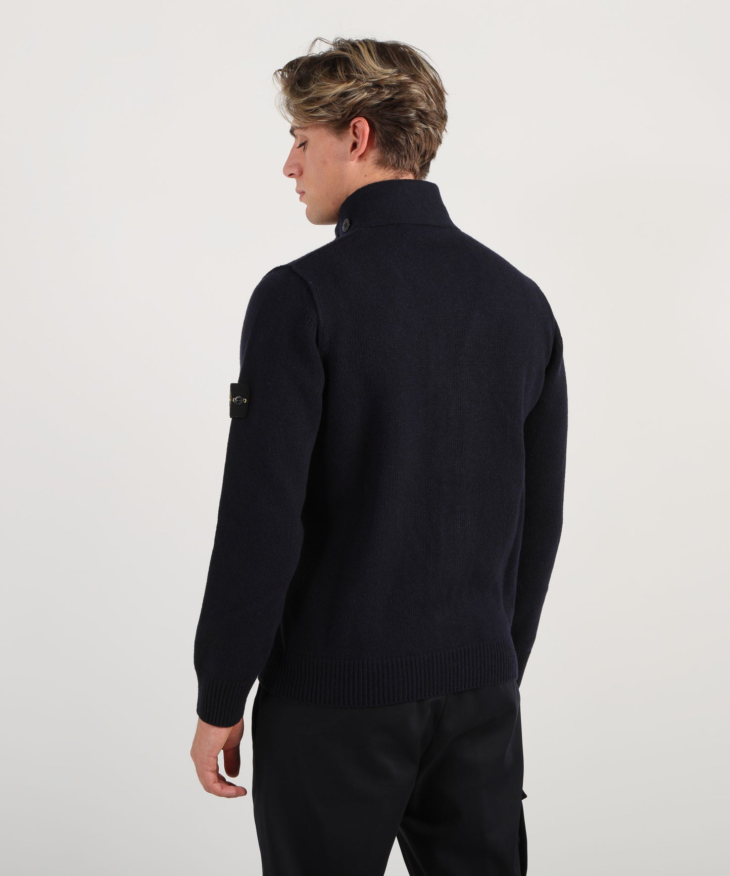 STONE ISLAND Maglione con bottoni e dettagli in feltro