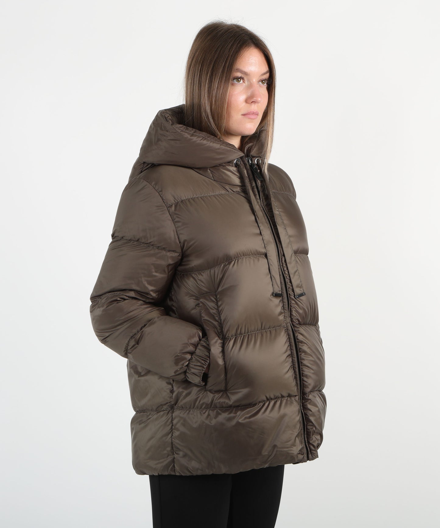 MAX MARA THE CUBE