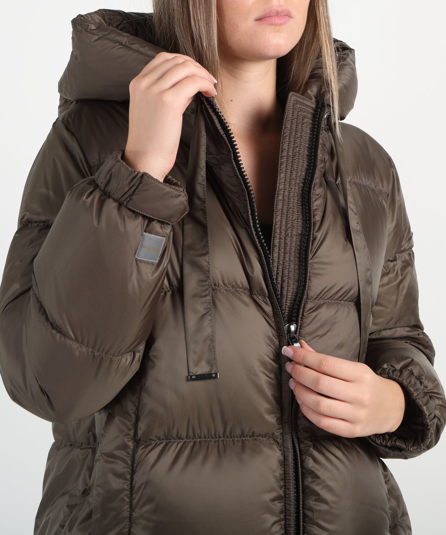 MAX MARA THE CUBE