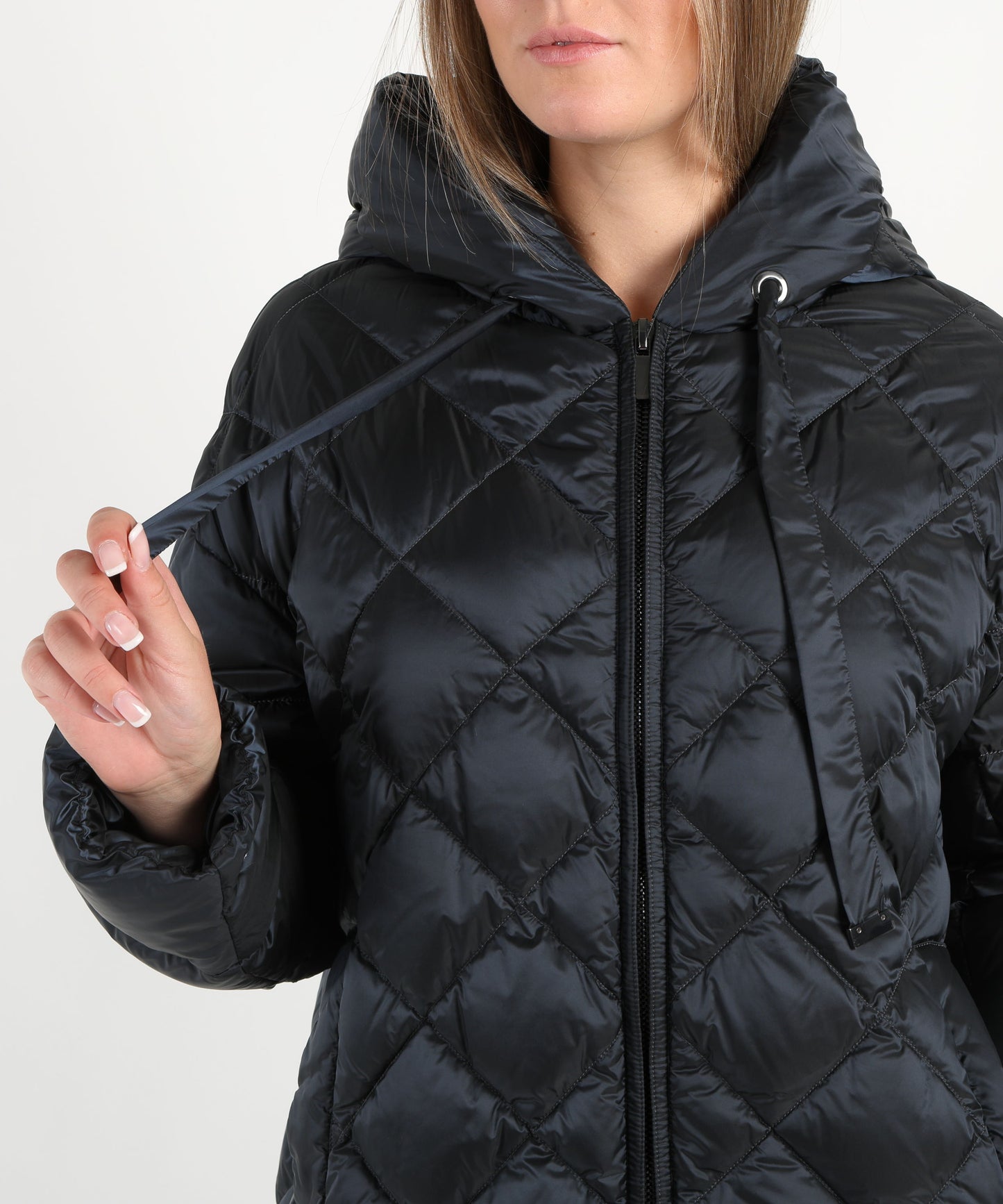 MAX MARA THE CUBE