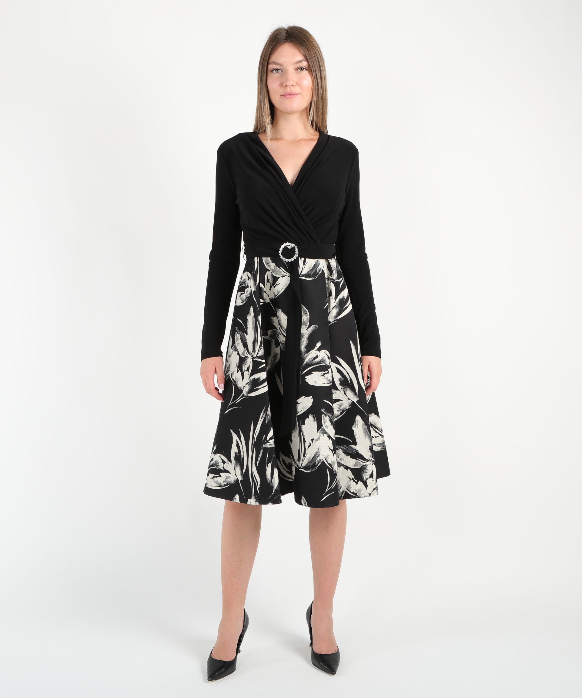 RIBKOFF Abito stretto e poi svasato in maglia effetto seta e jacquard floreale