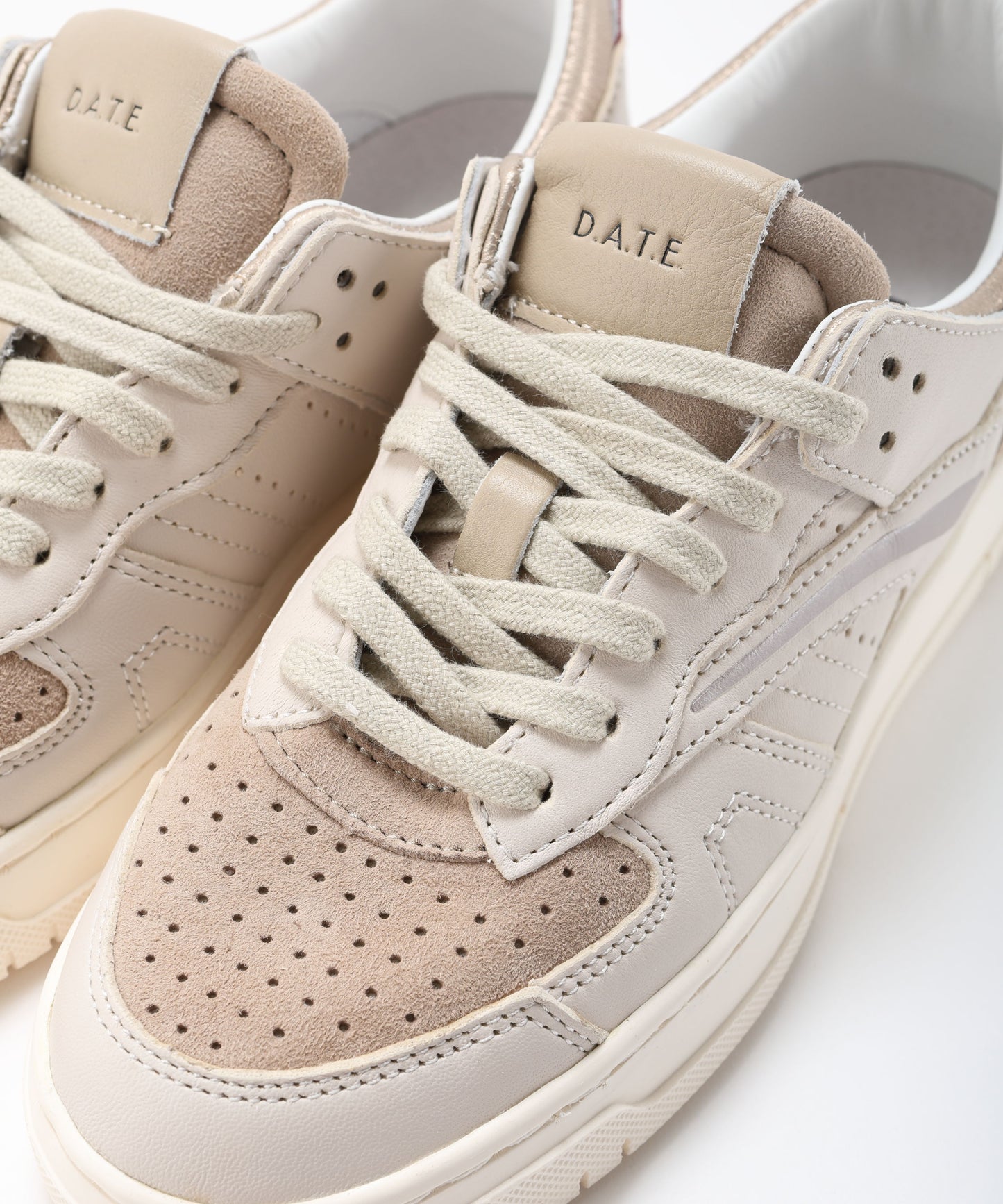 D.A.T.E. Sneaker Torneo Shiny Ivory W10F