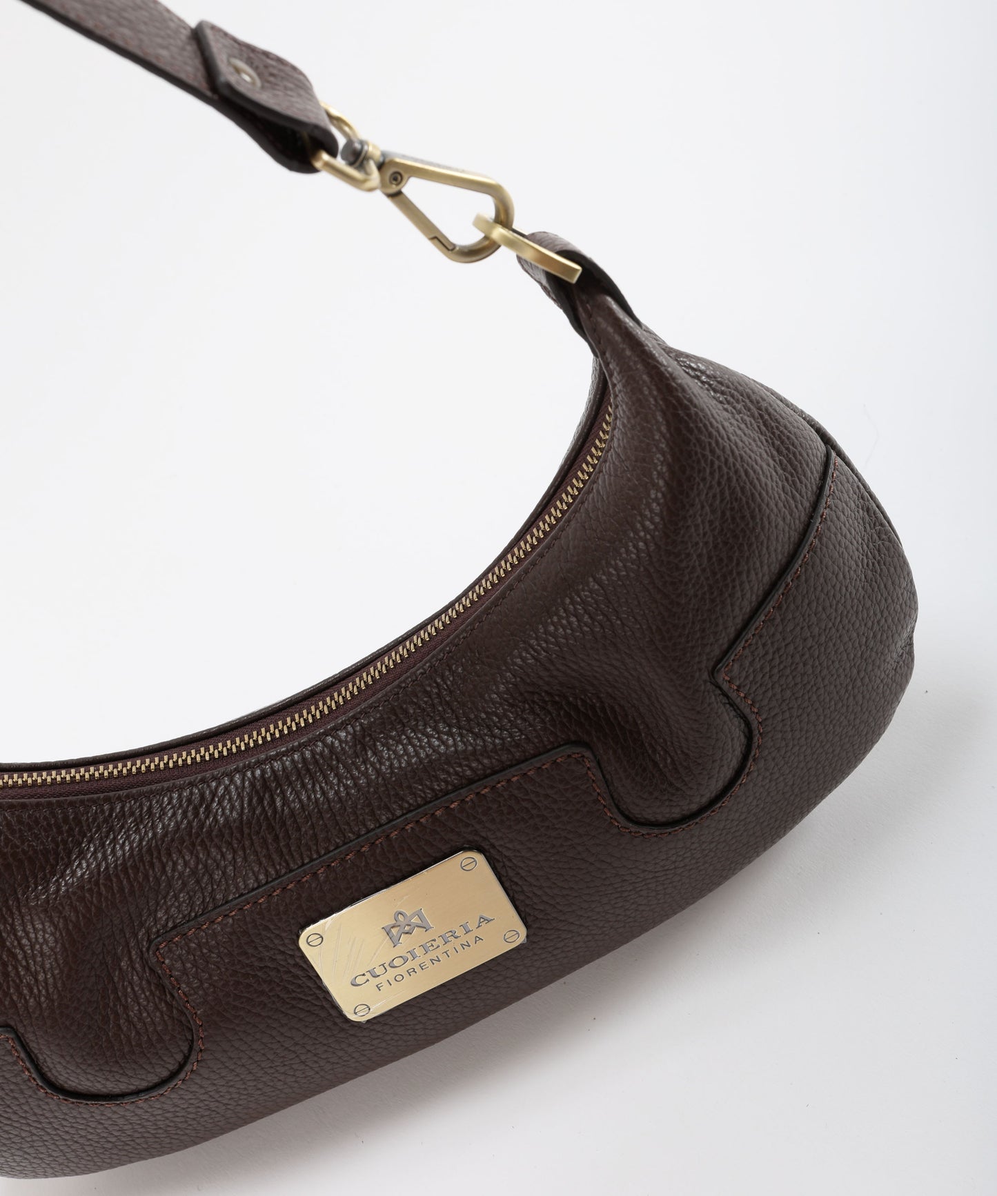 CUOIERIA FIORENTINA  Bella Selleria Small Croissant Bag – Urban Elegance in Calf Leather