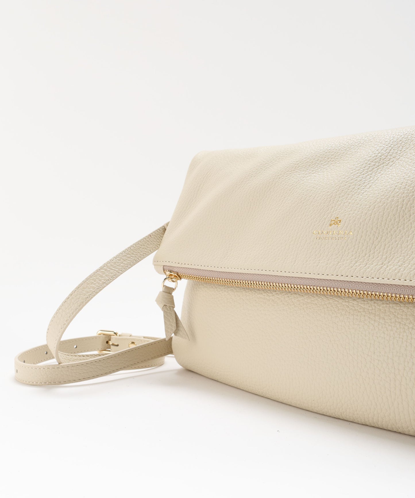 CUOIERIA FIORENTINA Maxi Clutch Velvet – Glamorous Elegance in Calf Leather