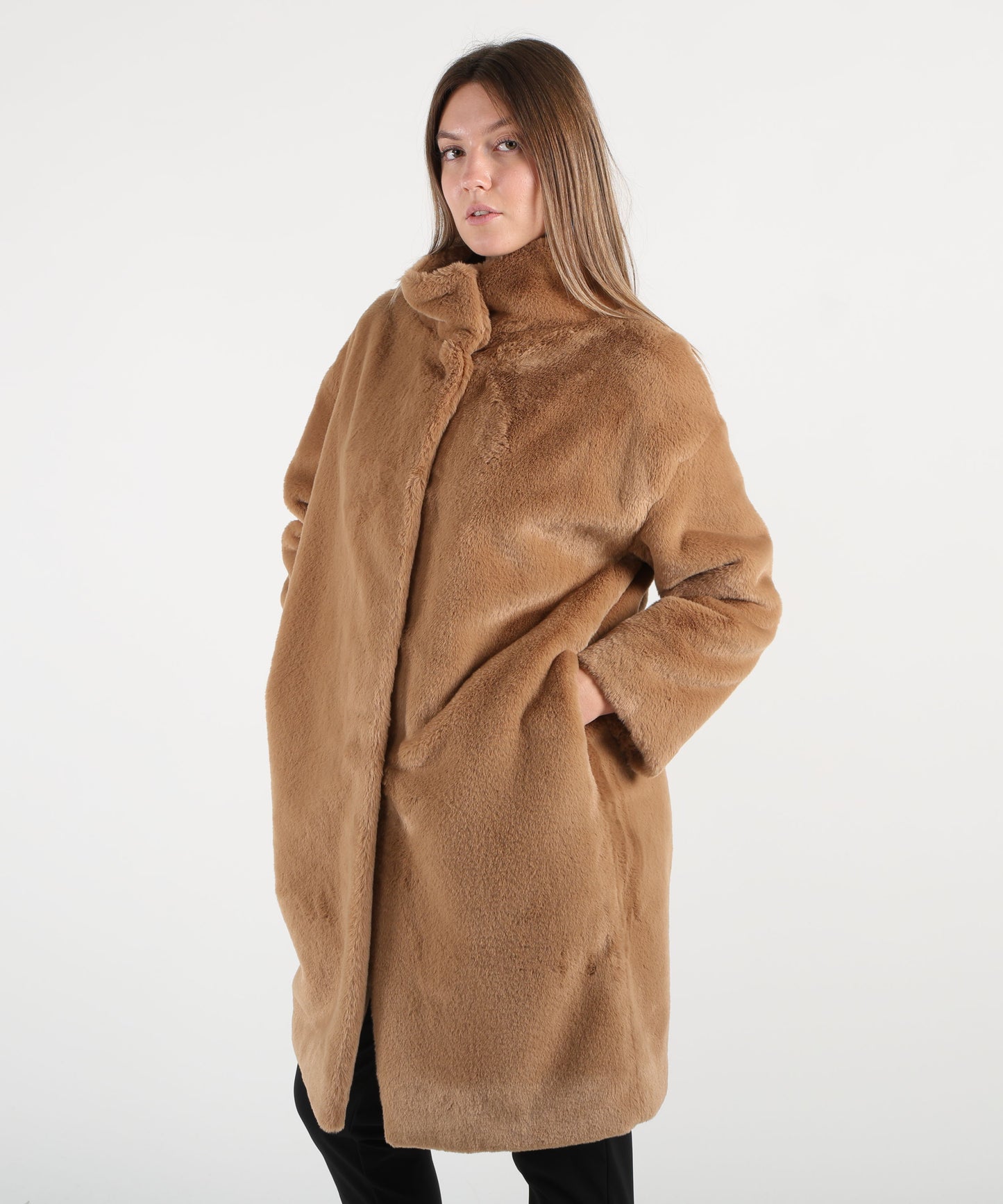 HERNO Cappotto in eco pelliccia