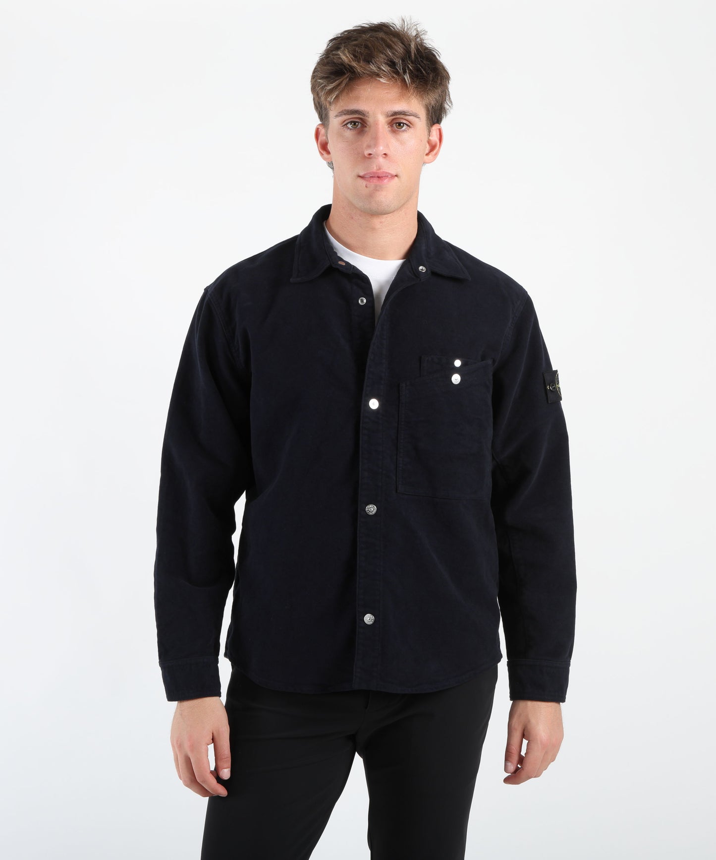 STONE ISLAND Overshirt vestibilità comfort con tasca sul petto e chiusura con automatici