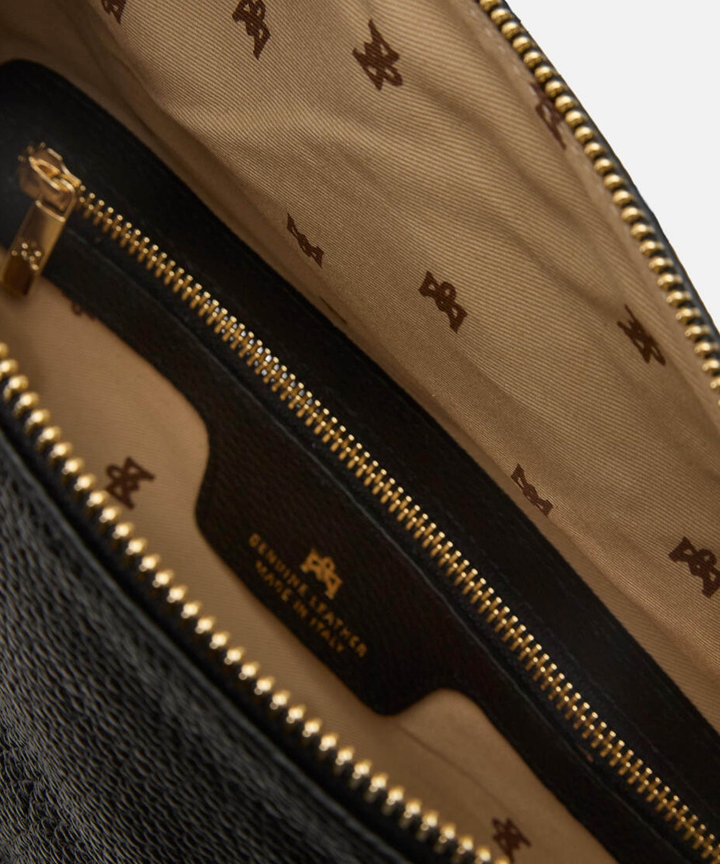 CUOIERIA FIORENTINA Maxi Clutch Velvet – Glamorous Elegance in Calf Leather