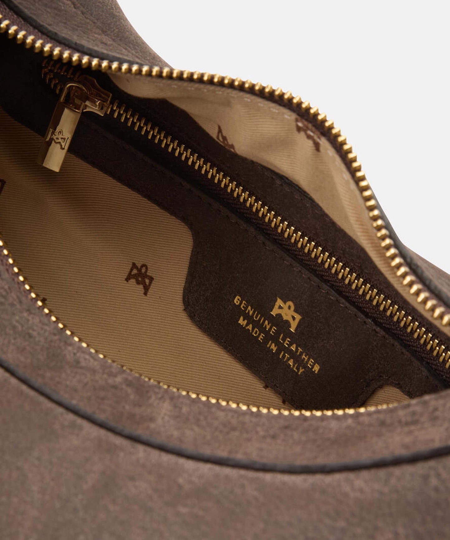 CUOIERIA FIORENTINA  Large Hobo Maxima – Elegance and Character in Nubuck Leather