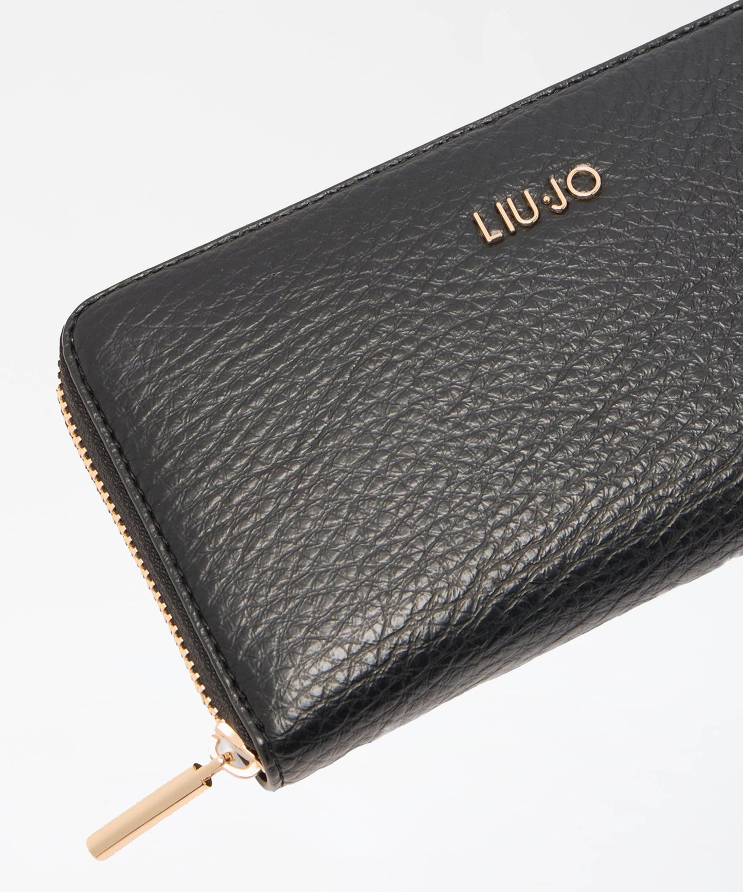 LIUJO ACCESSORI Large zip-around wallet