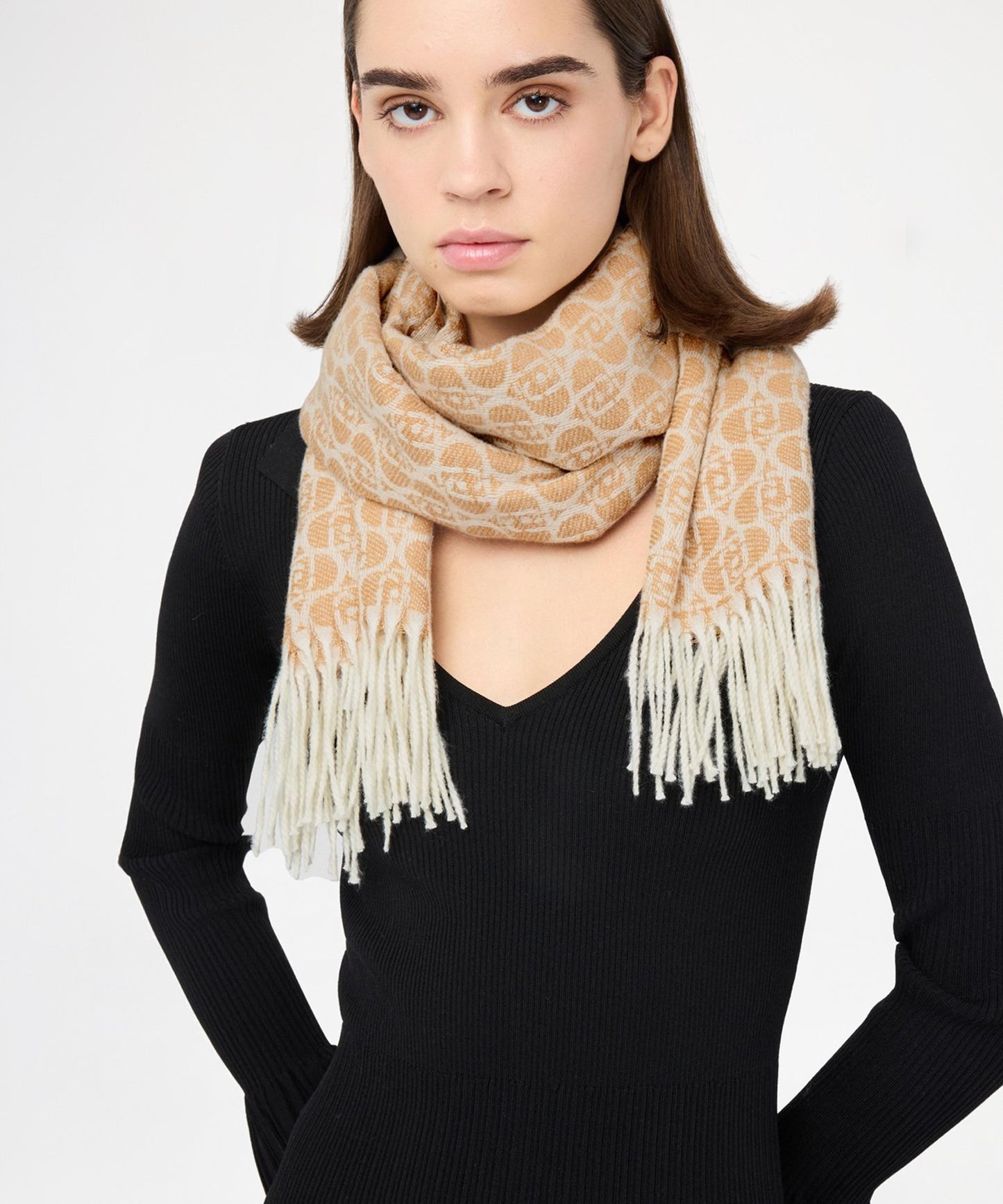 LIUJO SOFT Stole with monogram logo