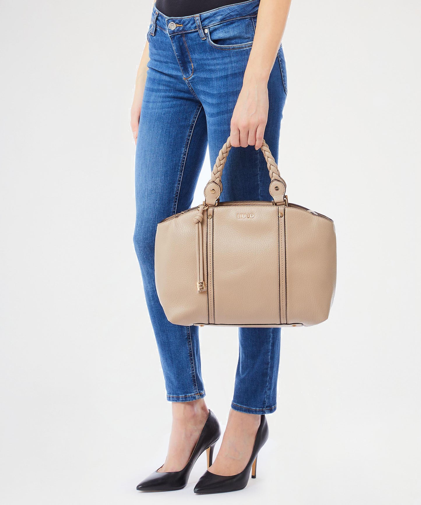 LIUJO ACCESSORI Fluida handheld bag with shoulder strap