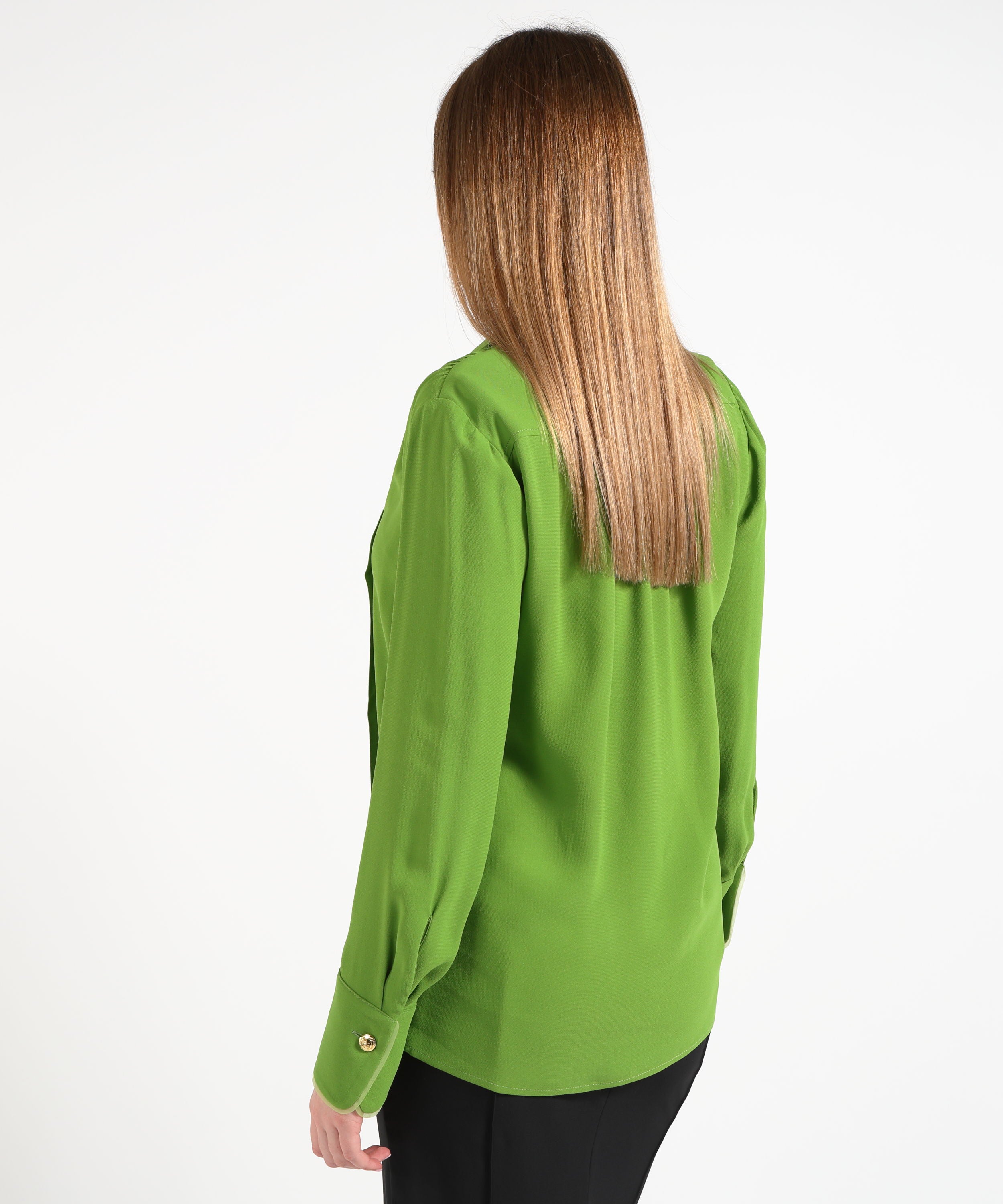 ELISABETTA FRANCHI Camicia in georgette di viscosa con fusciacca e dettagli in metallo dorato