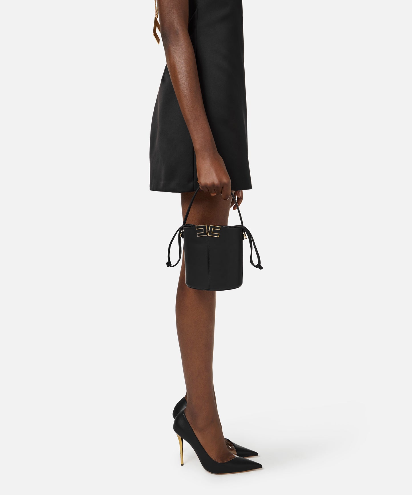 ELISABETTA FRANCHI Borsa a secchiello con dettaglio logo