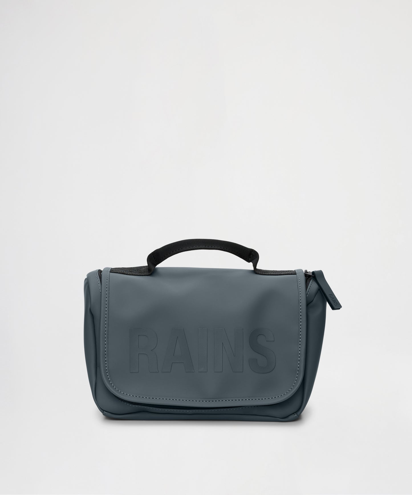 RAINS Elegant and Functional Travel Beauty Case