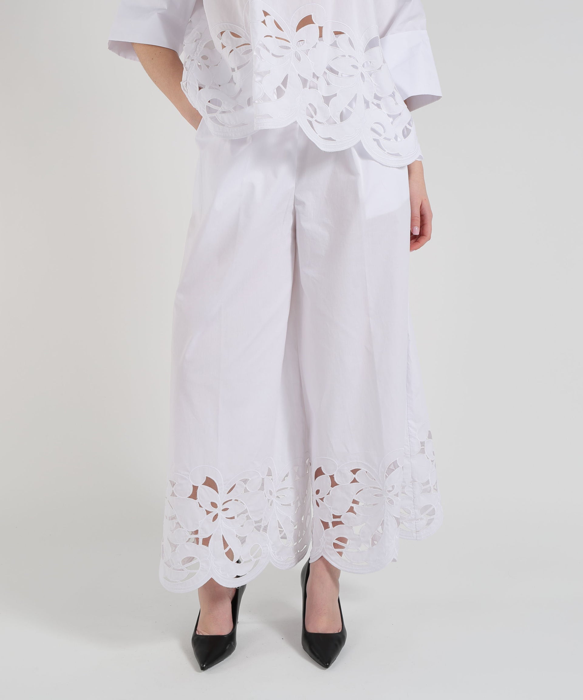 MEIMEI Pantalone ampio con ricamo