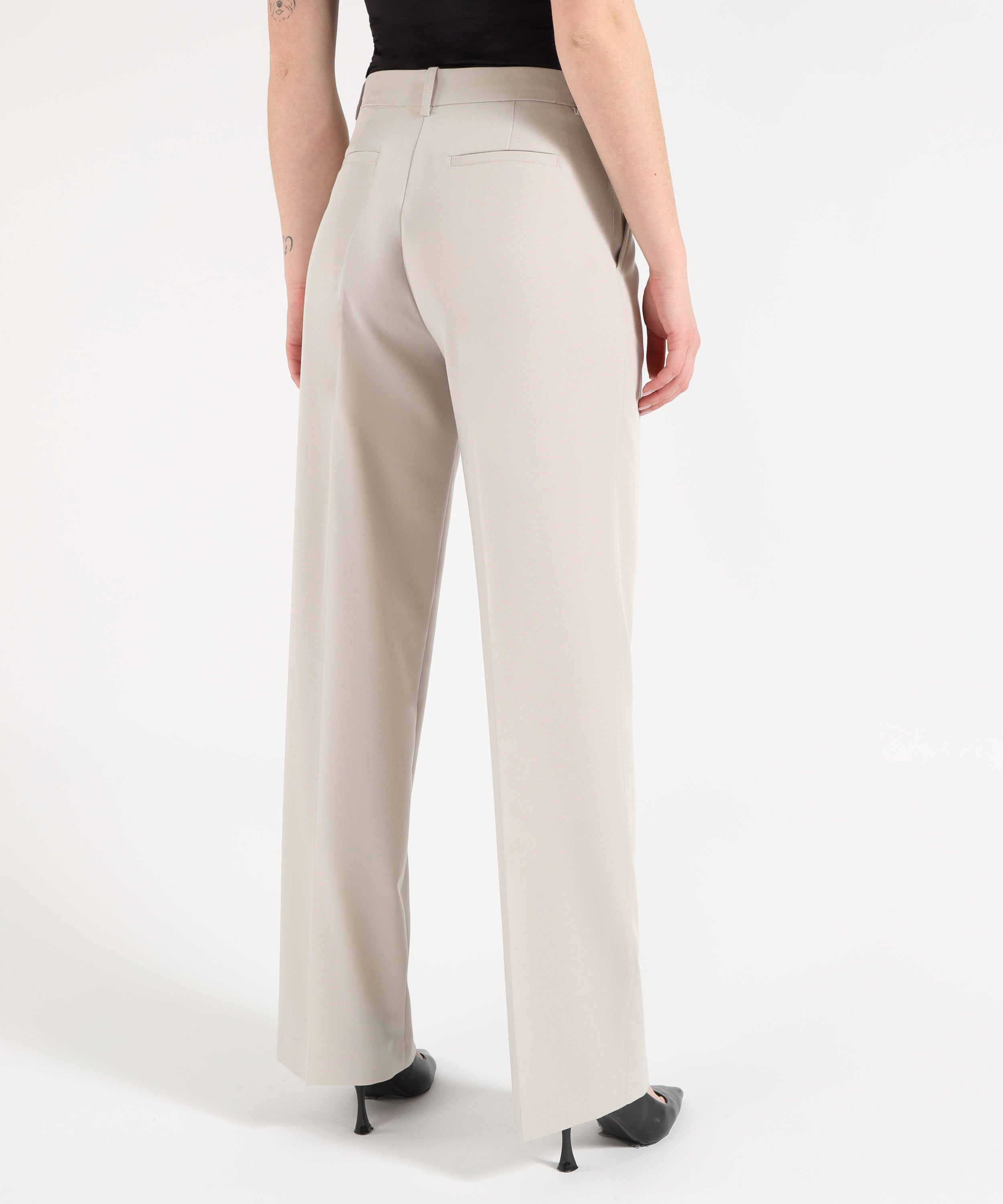 PINKO Pantaloni fluidi con piega stirata