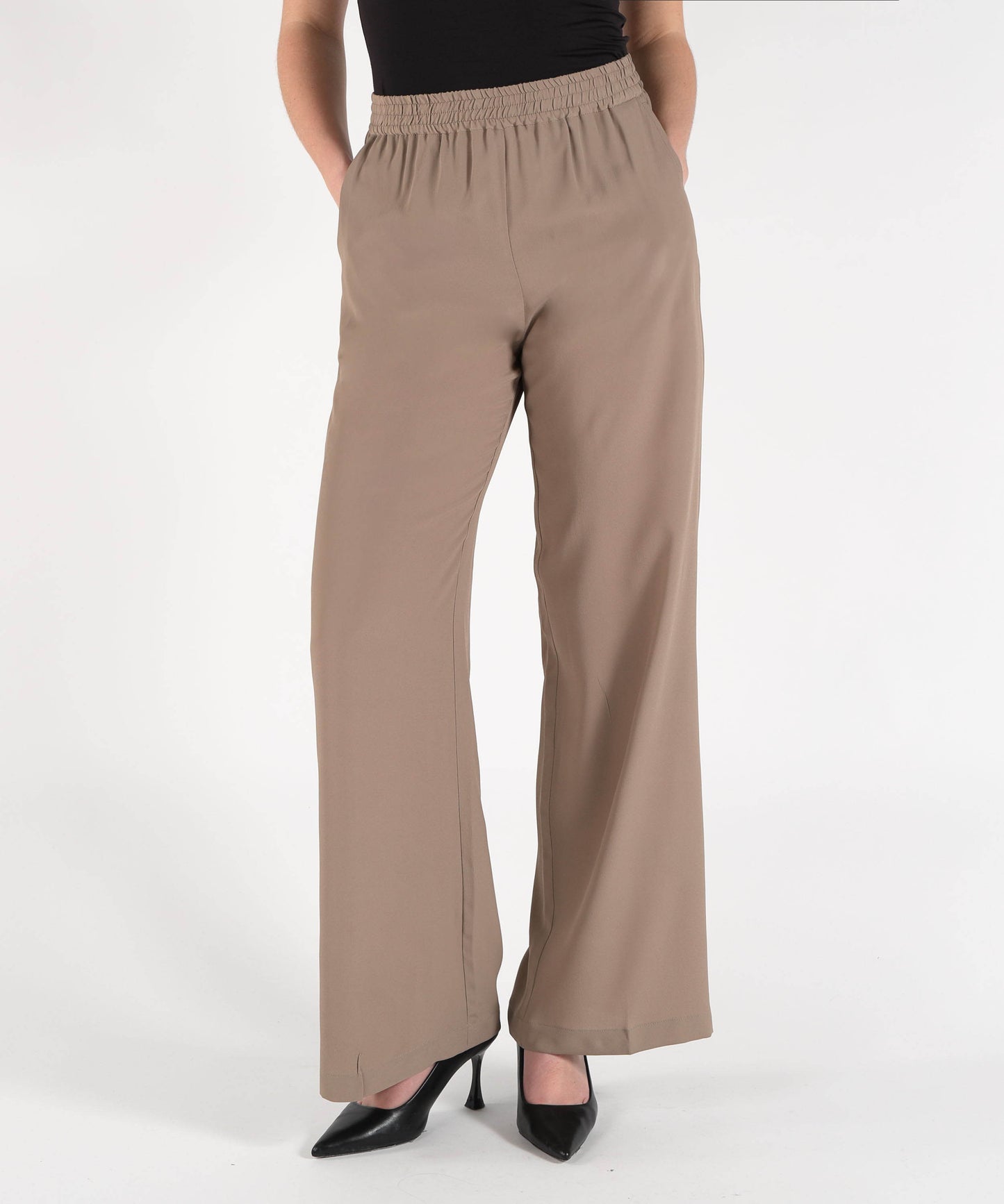 SEVENTY Pantapalazzo