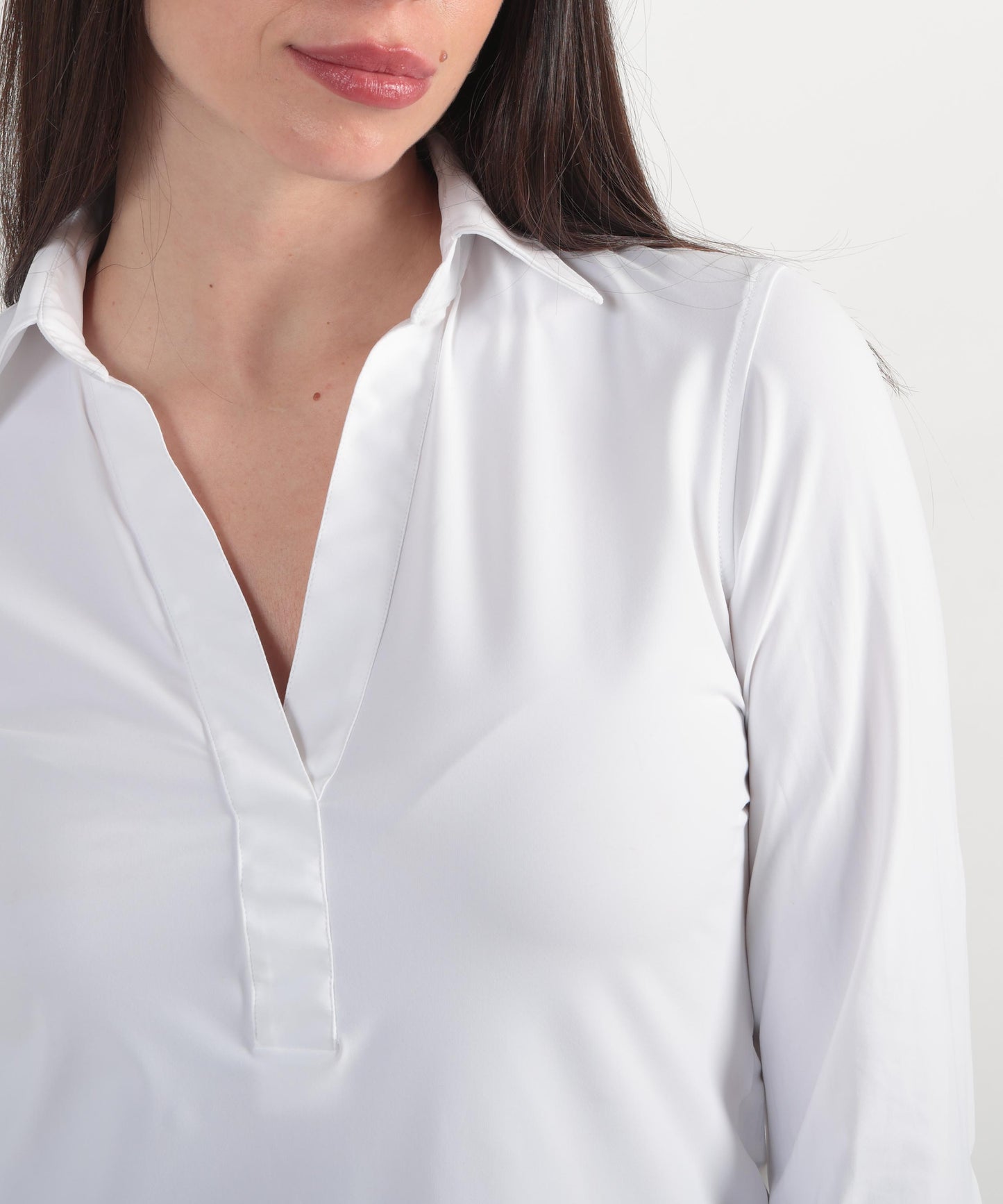 GHIRARDELLI V-neck shirt