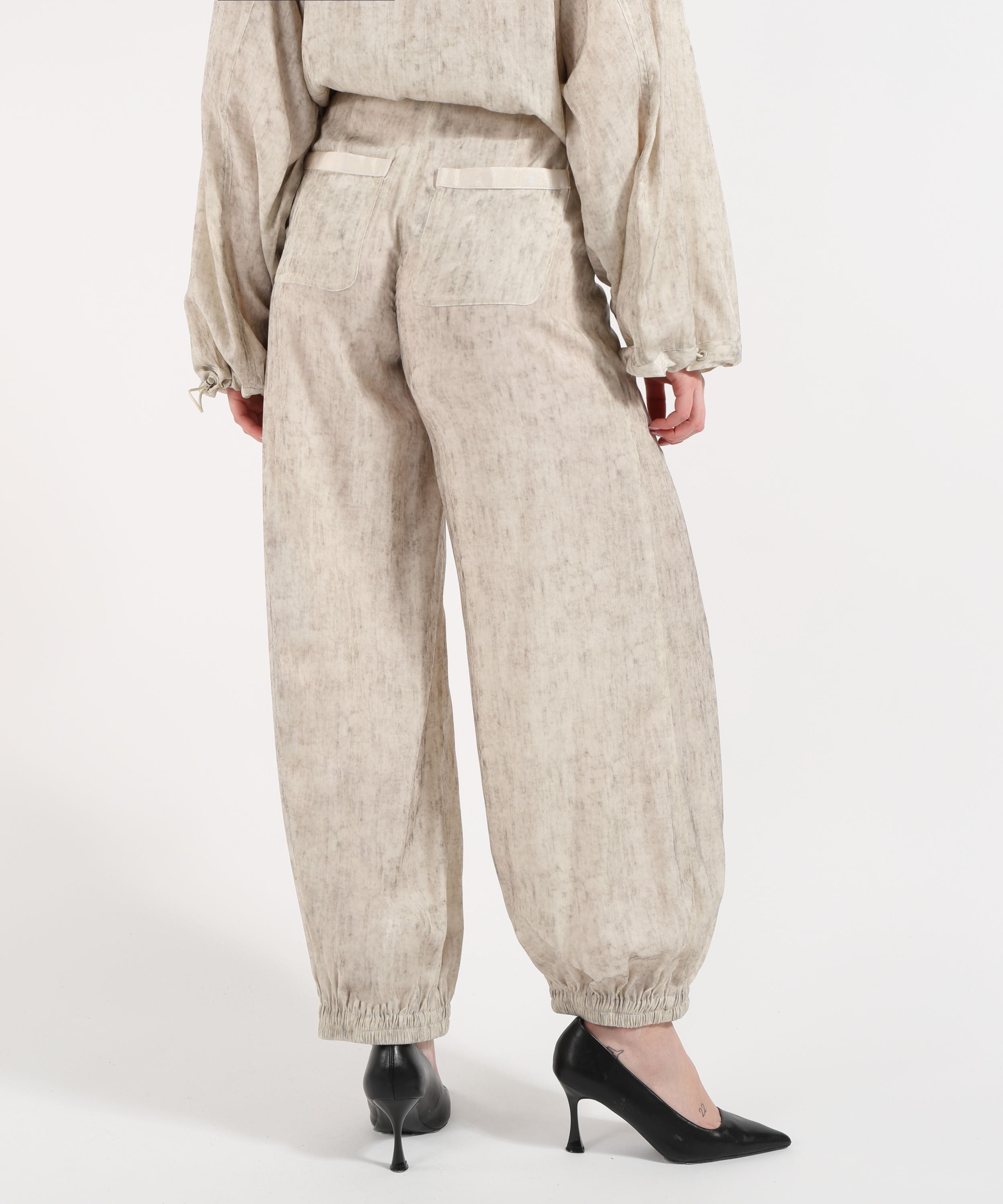 EMPORIO ARMANI Pantaloni in tessuto fluido stampa effetto maltinto