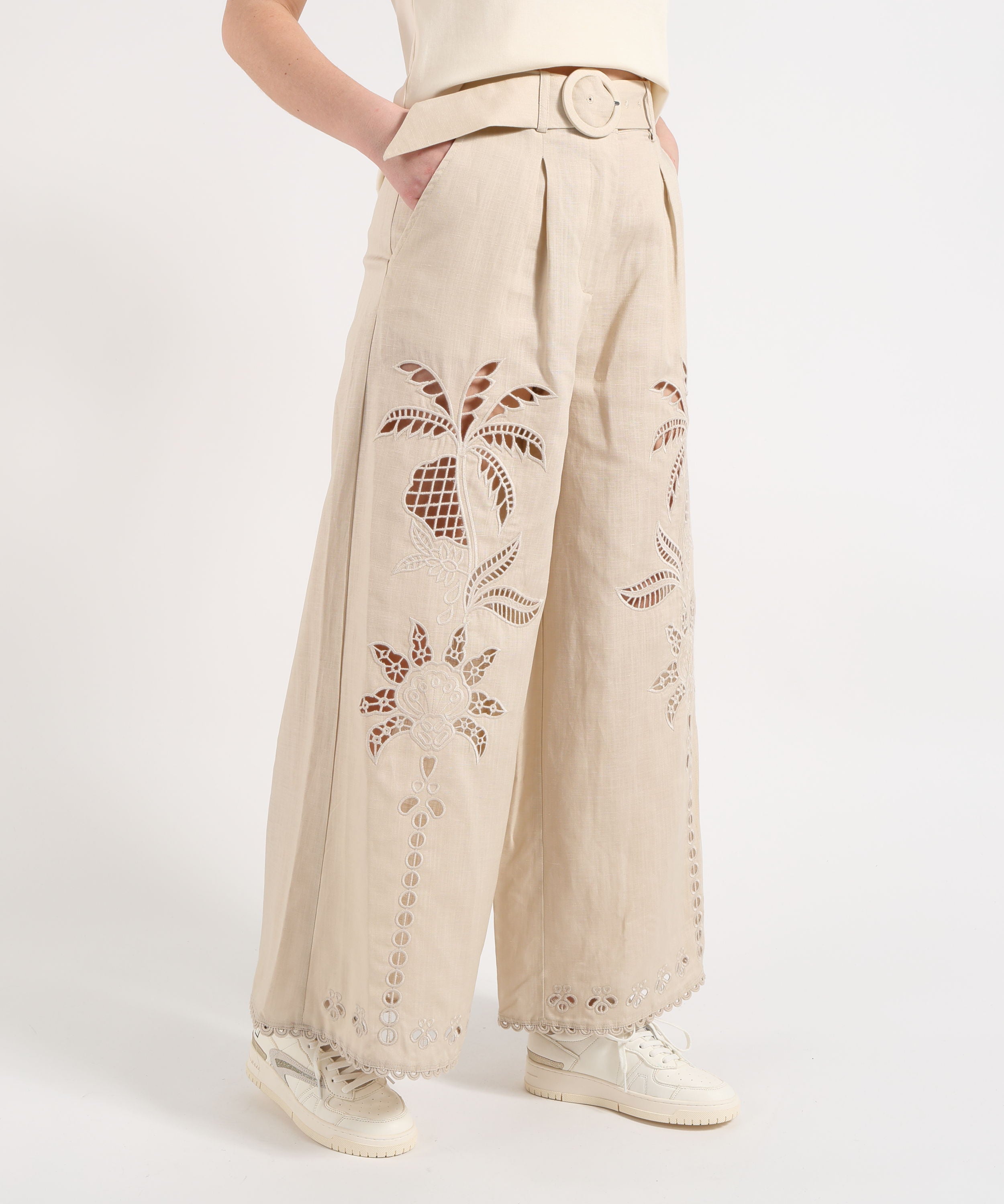 Amosa Pantalone Palazzo Donna con Intaglio e Merletto