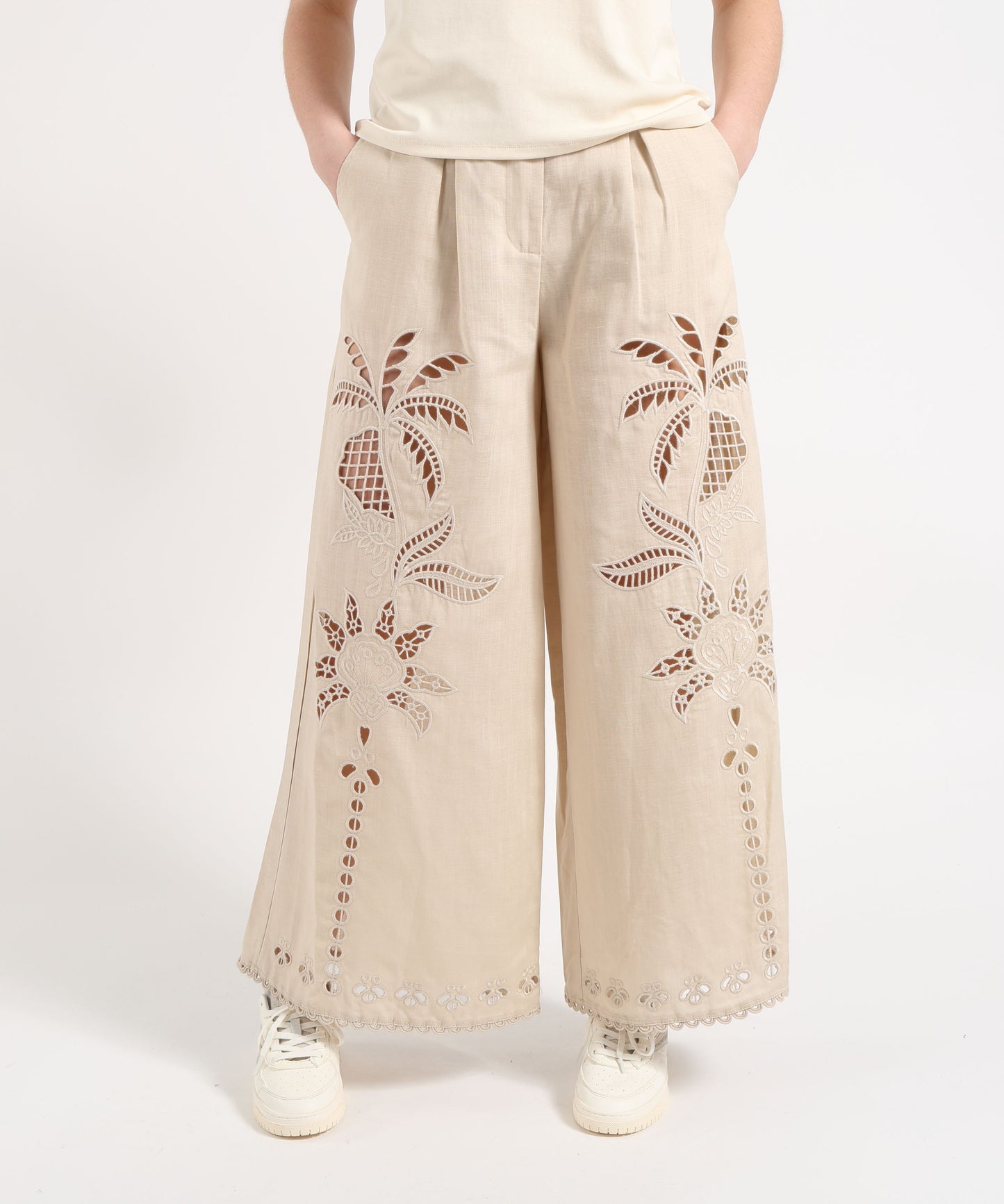 Amosa Pantalone Palazzo Donna con Intaglio e Merletto