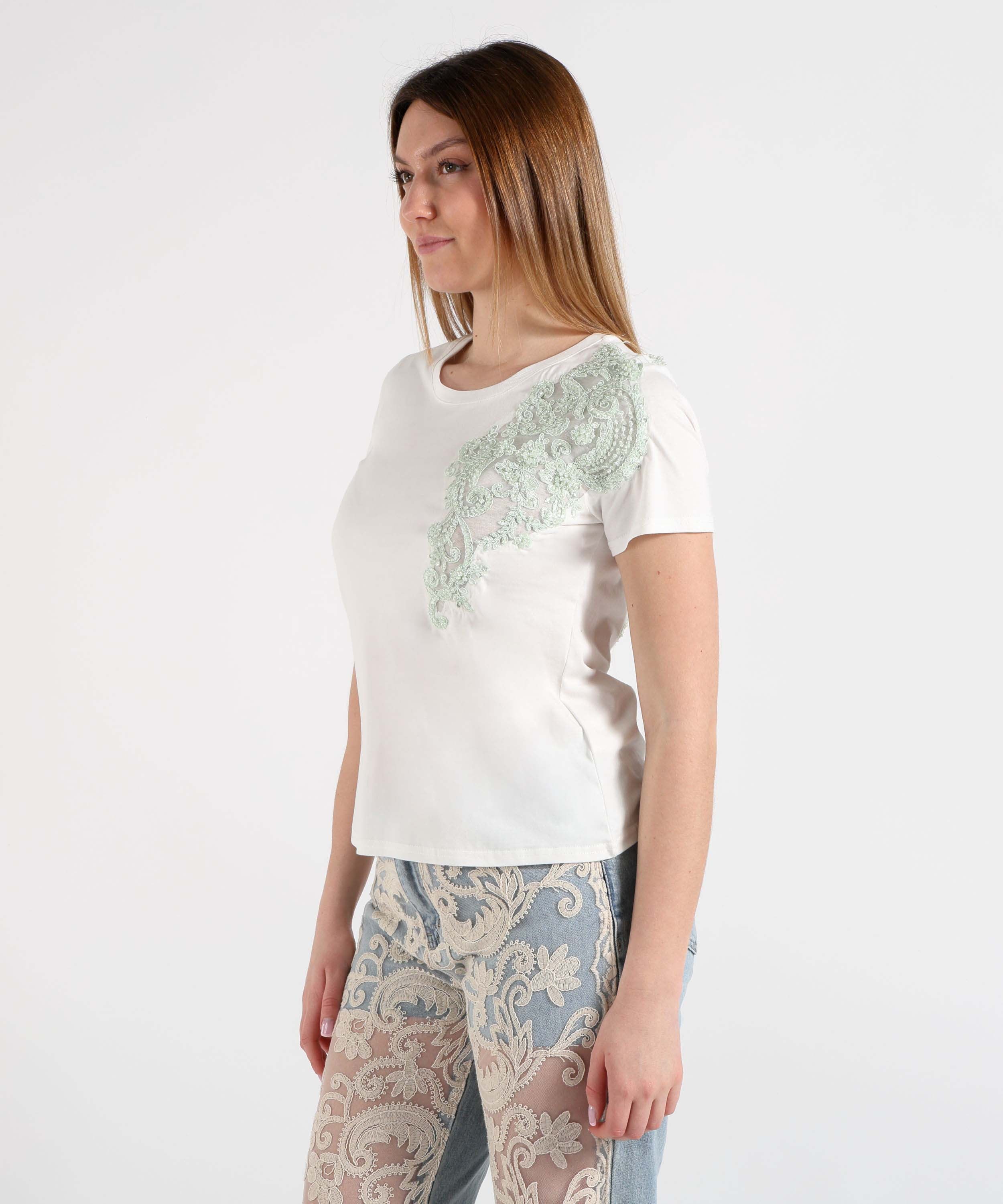 Amosa T-shirt Donna Bianca con Inserto Ricamato e Perline Verdi