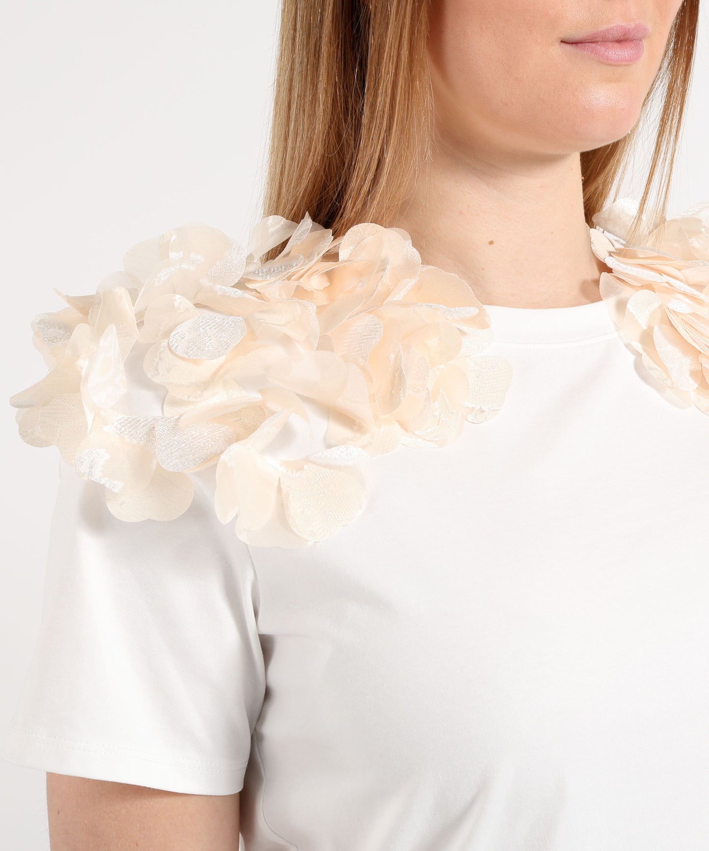 Amosa T-shirt Donna Bianca con Fiori a Contrasto