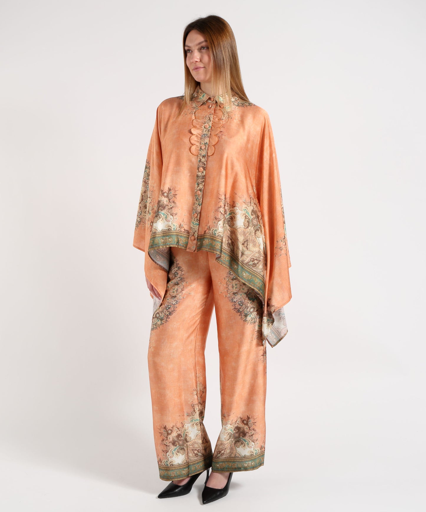 Amosa Camicia Donna Modello Poncho a Fantasia