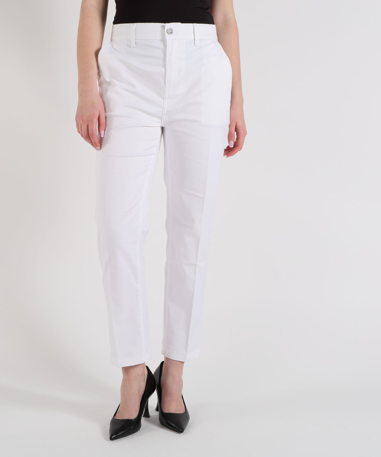 LIUJO WHITE Capri Chino Pants