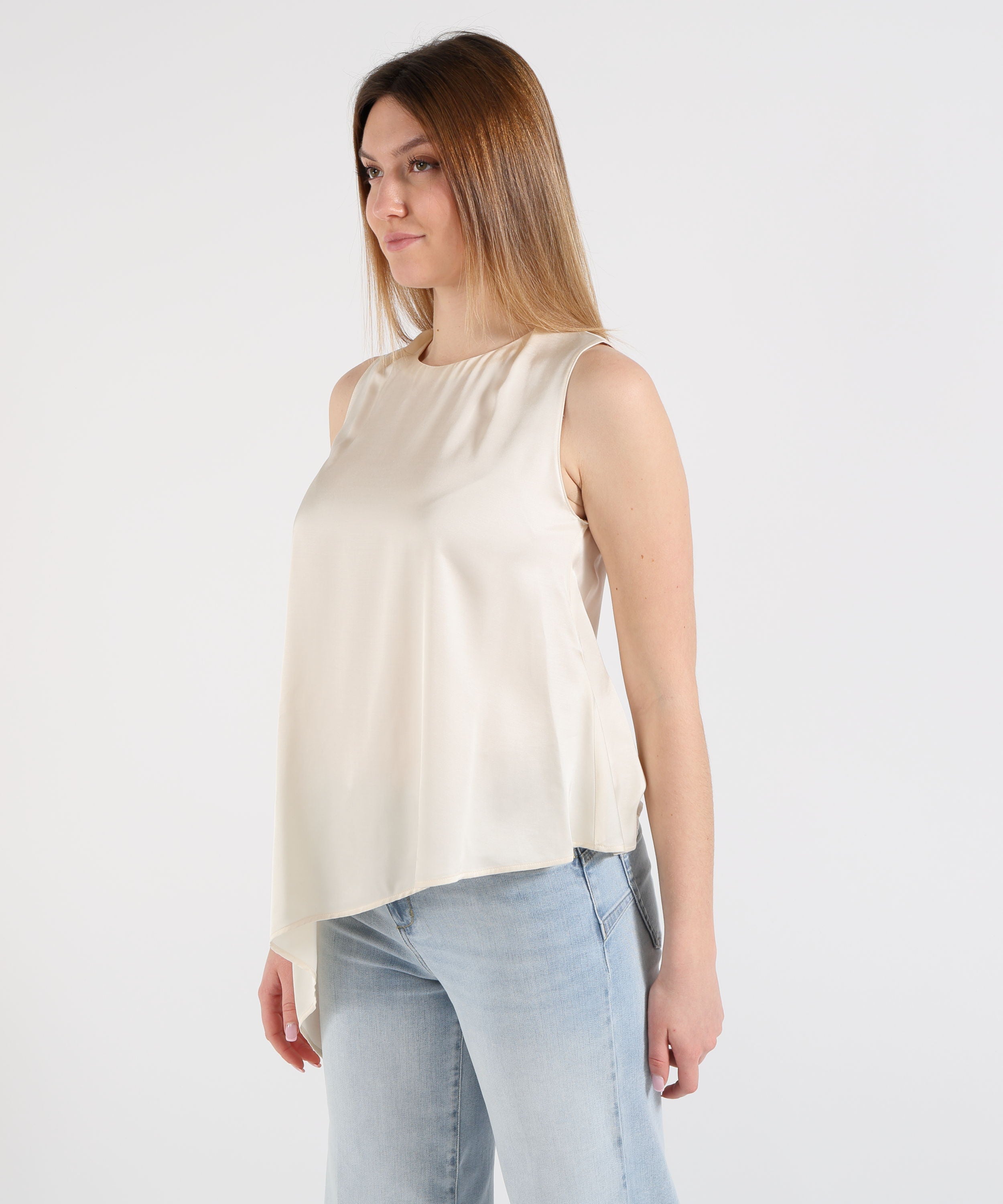 LIUJO BLACK Top Smanicato Donna con Fiocco e Chiusura a Bottoncino