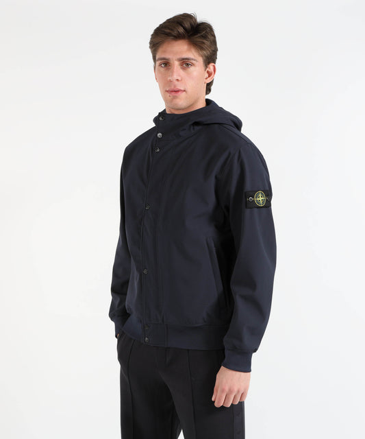 Parka STONE ISLAND LIGHT SOFT SHELL-R E.DYE® TECHNOLOGY IN RECYCLED POLYESTER - Giacca con cappuccio e membrana resistente ad acqua e vento Navy | STONE ISLAND