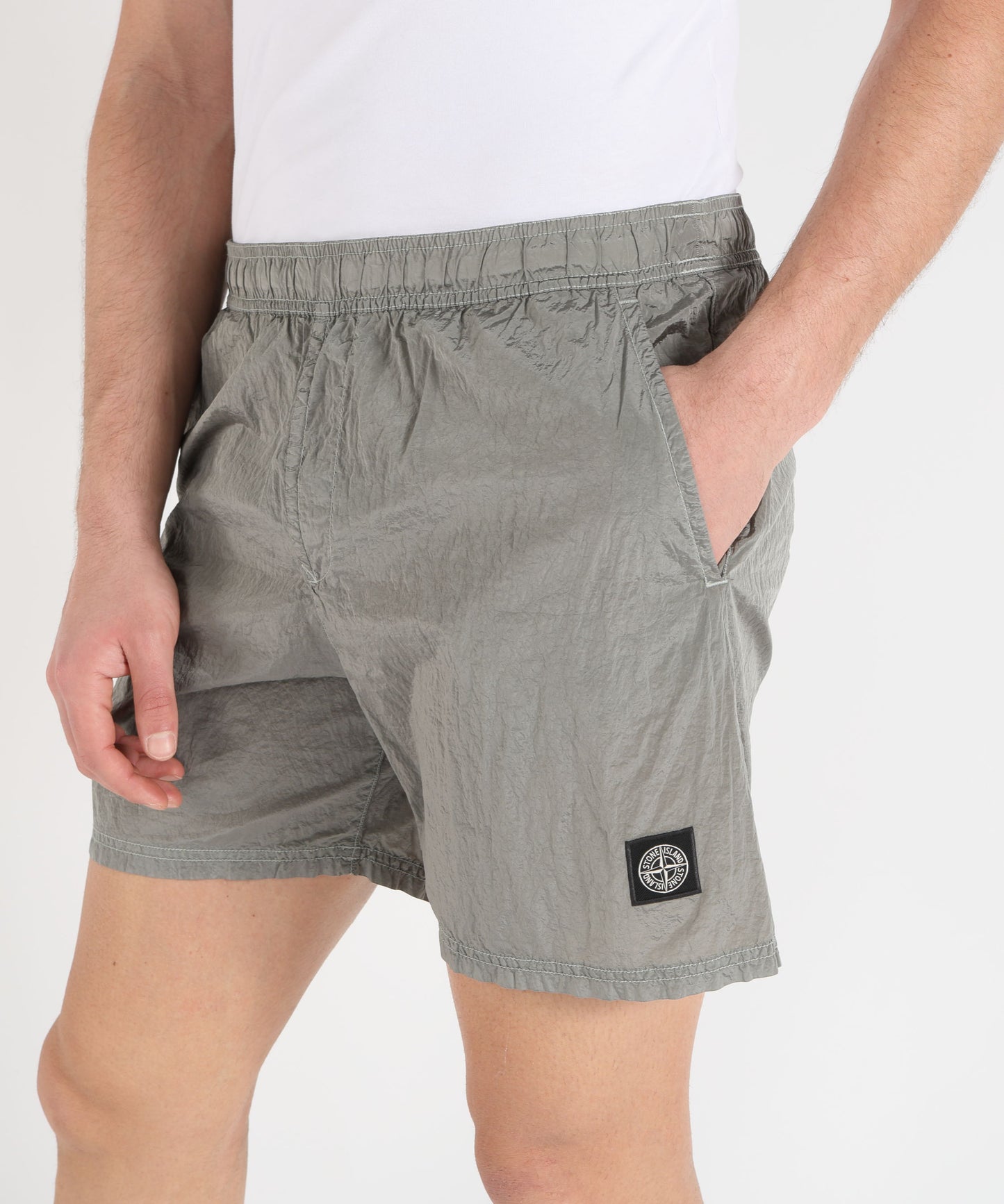 STONE ISLAND NYLON METAL IN ECONYL® - Pantaloncini da bagno media lunghezza regular con tasche
