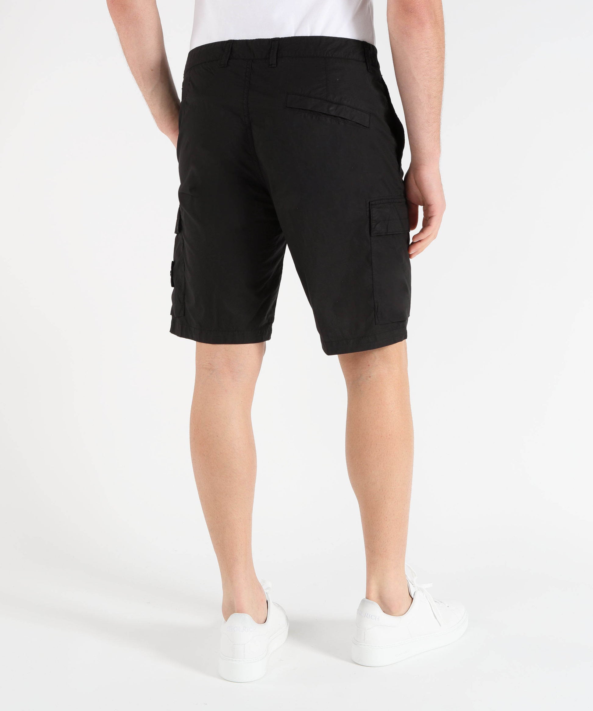 Bermuda STONE ISLAND STRETCH COTTON TELA 'PARACADUTE' - Bermuda cargo vestibilità regular con tasche con zip Nero | STONE ISLAND