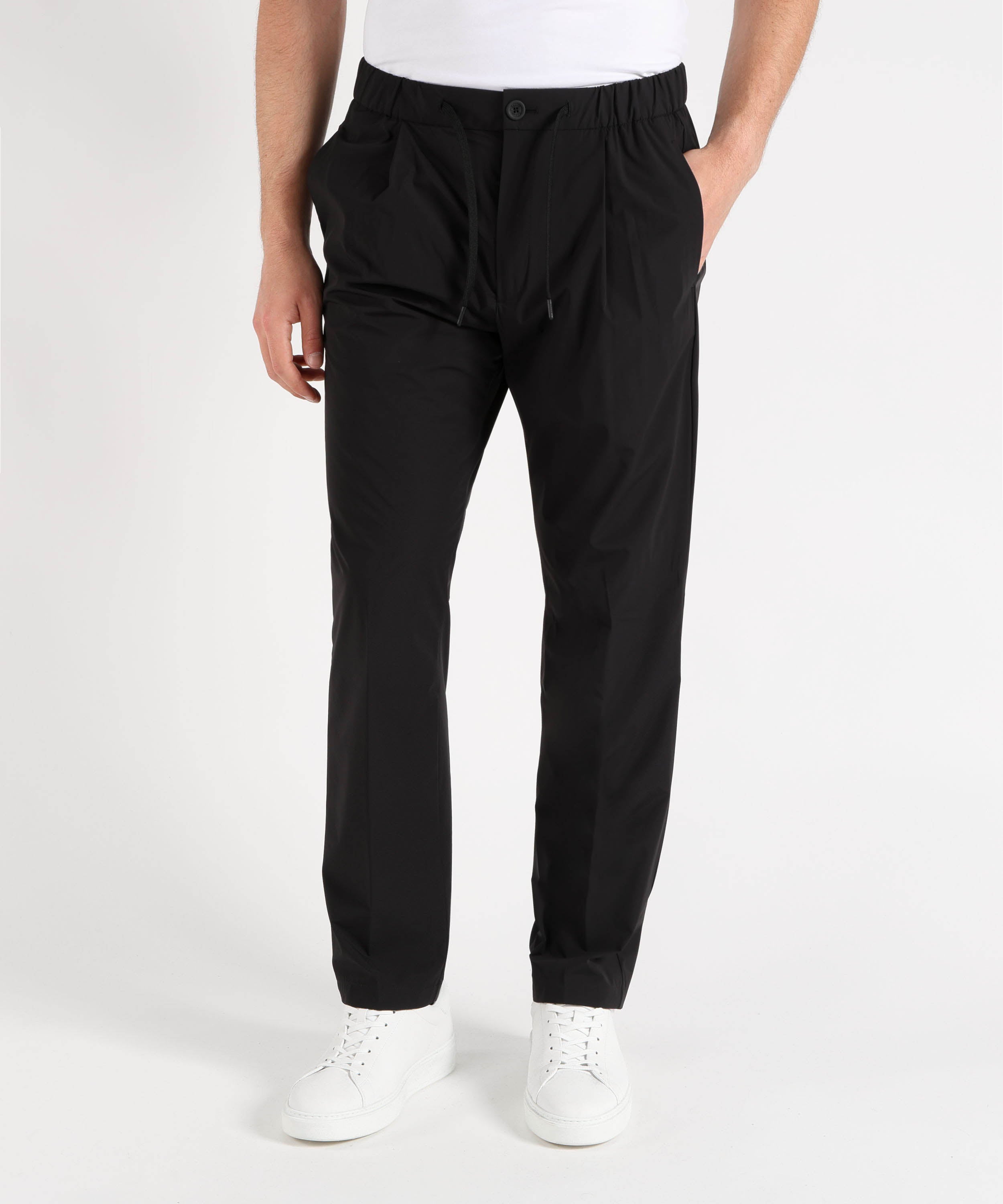 Pantaloni HERNO Pantalone Uomo in Nylon Stretch Nero | HERNO