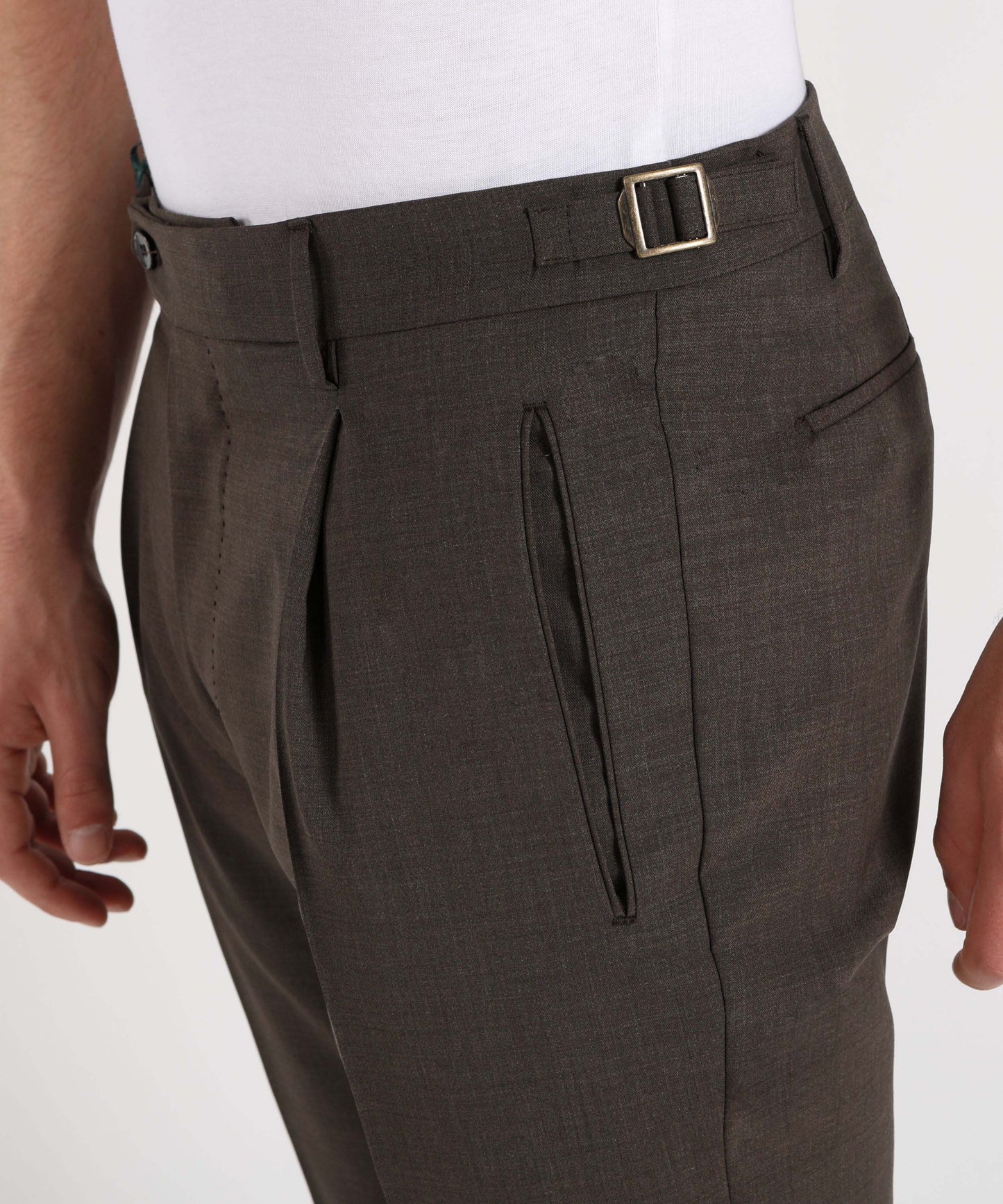 BERWICH Men’s classic trousers with pleats