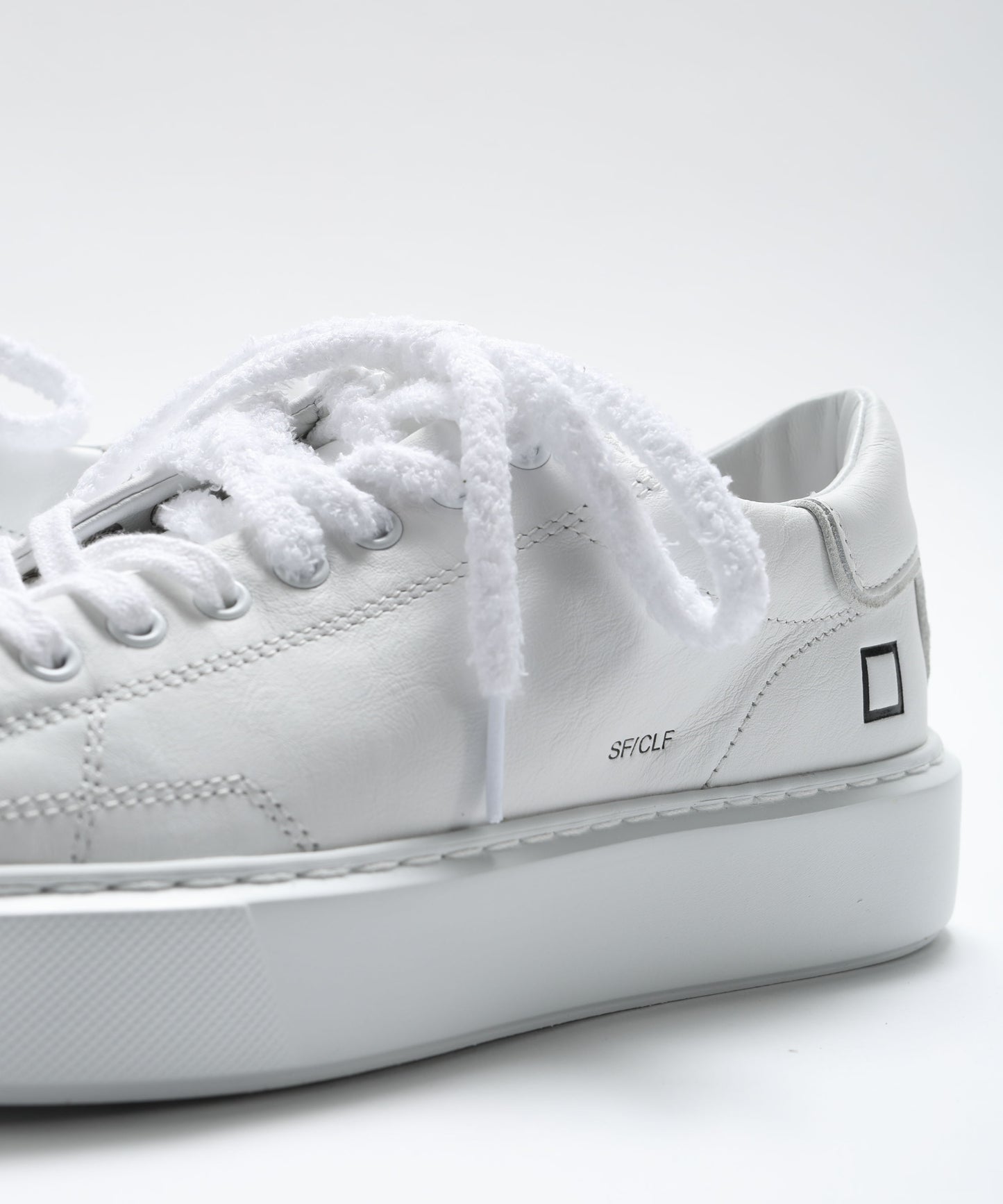 D.A.T.E. SFERA CALF WHITE