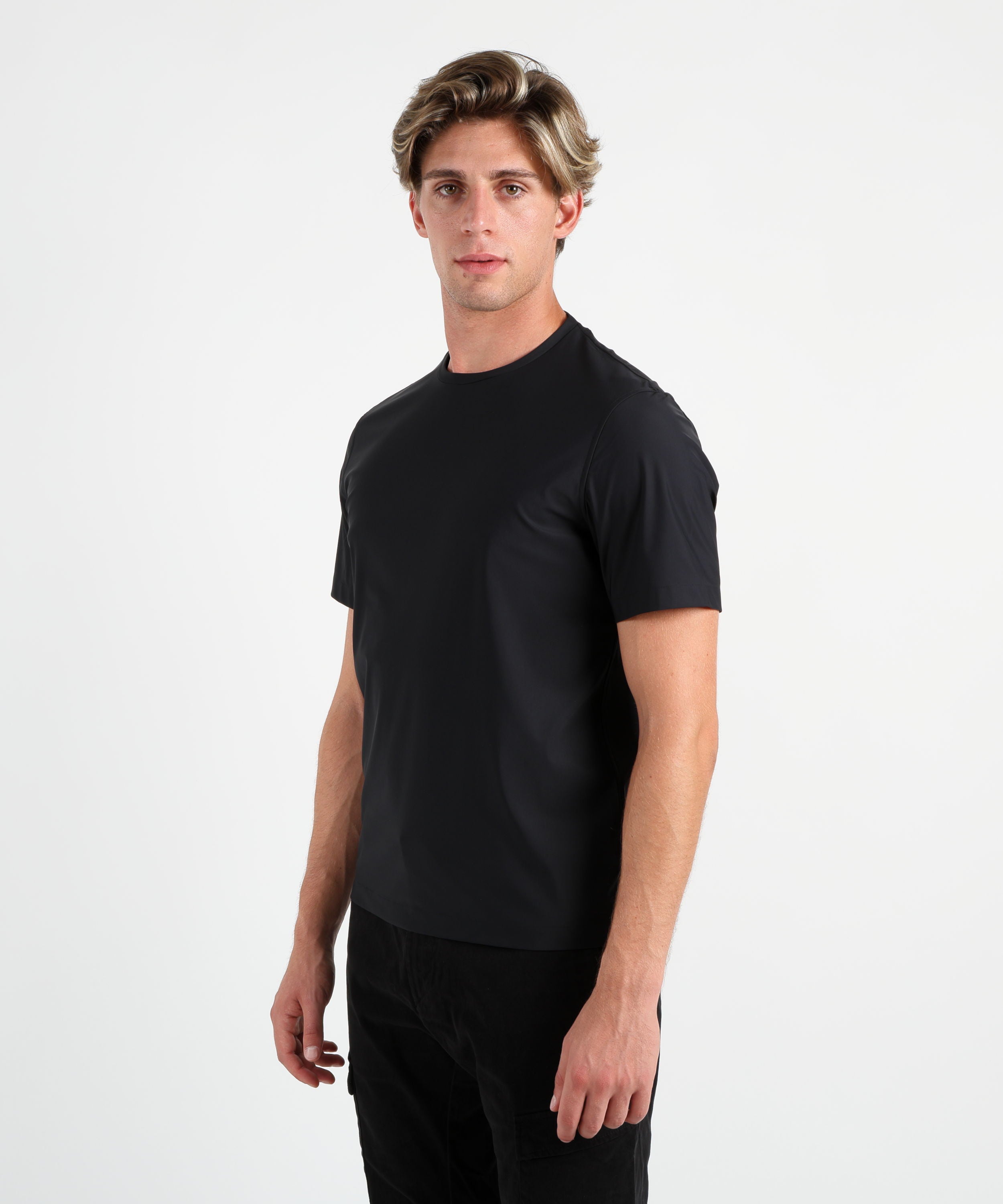 T-shirt ARCHIVIUM T-shirt Nero | ARCHIVIUM