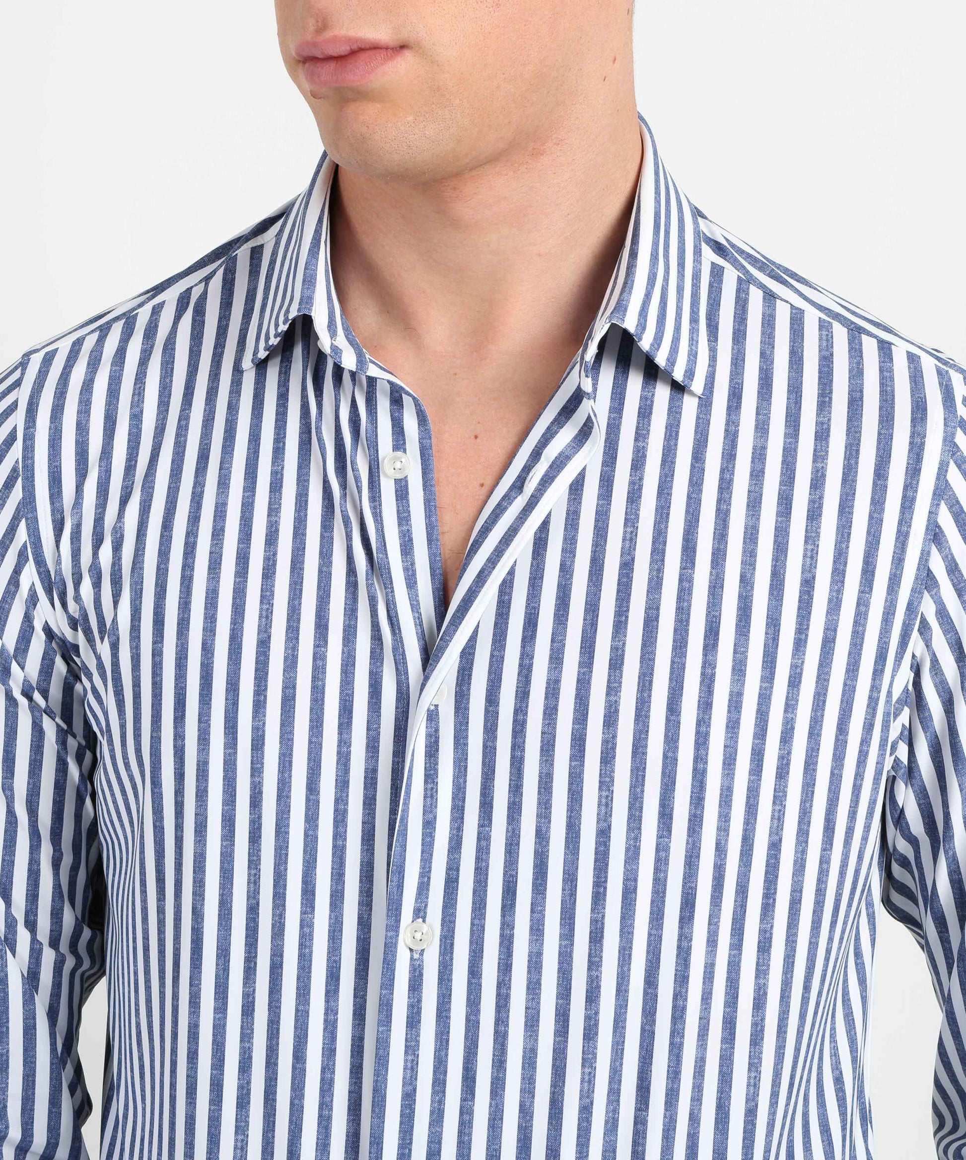 Shirts ARCHIVIUM semi-spread collar, tailored fit Bianco/blu | ARCHIVIUM
