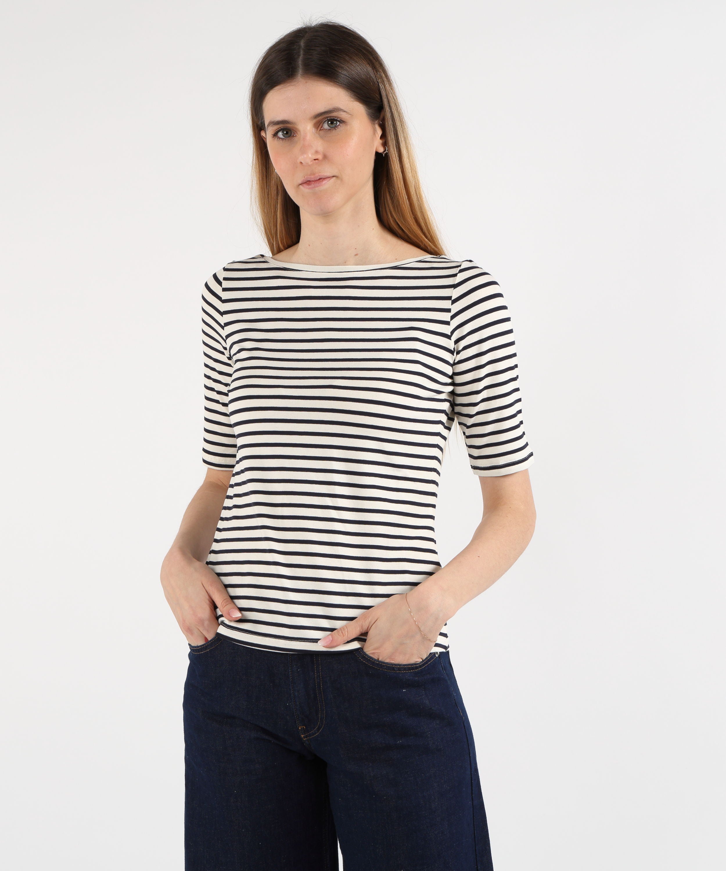 T-shirt PENNYBLACK T-shirt con scollo a barchetta Blu notte | PENNYBLACK