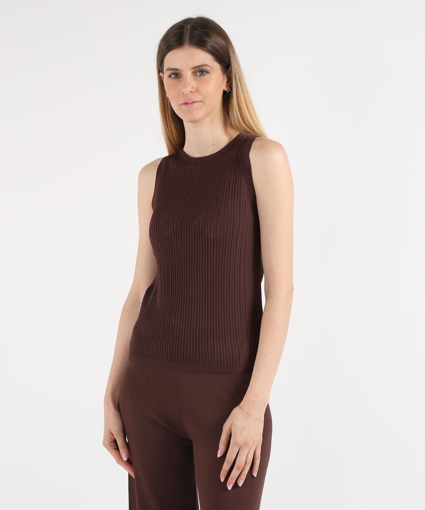 MAIDA MILA Ribbed Top – Essential Style